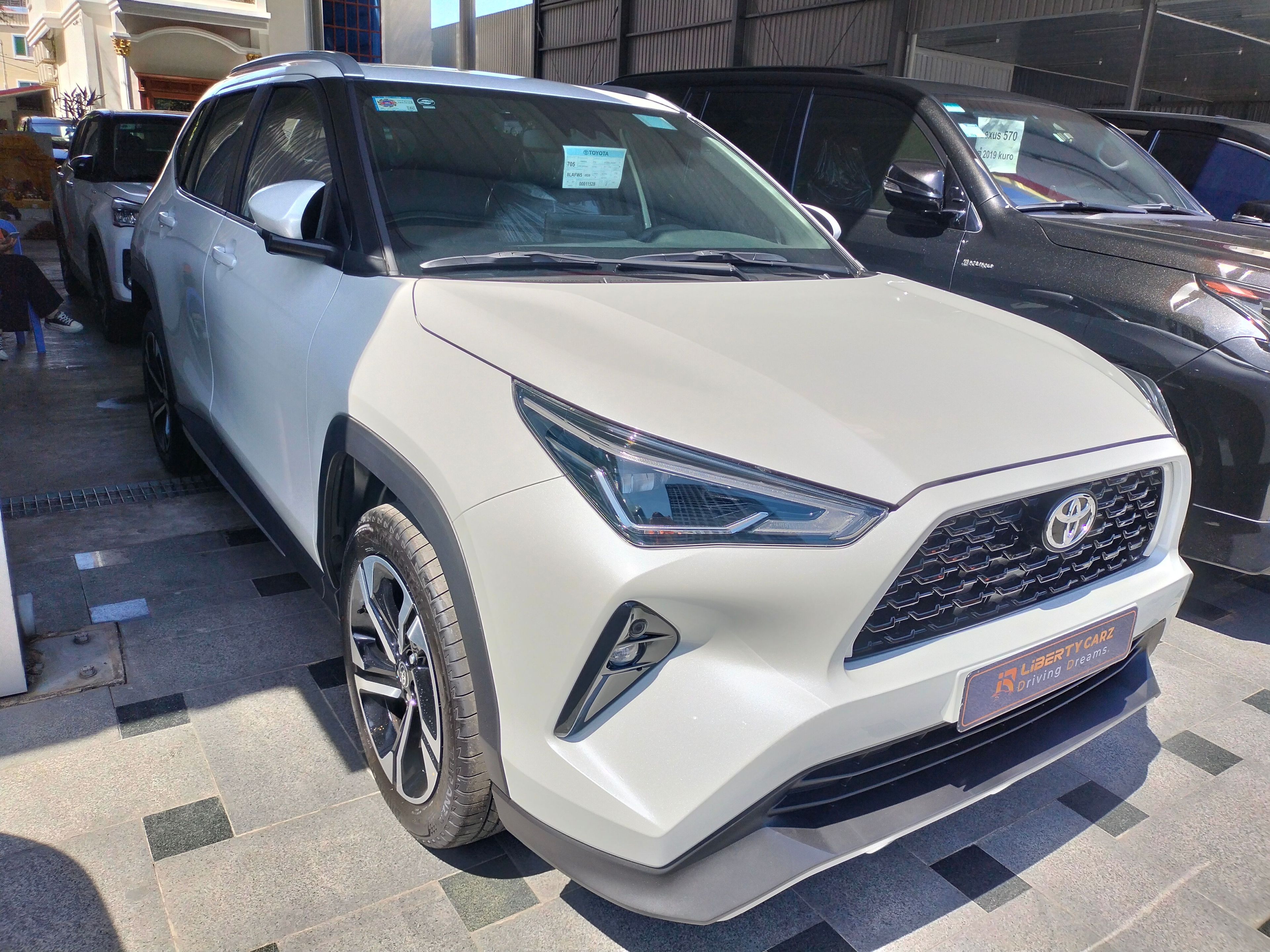 Toyota Yaris cross 2024