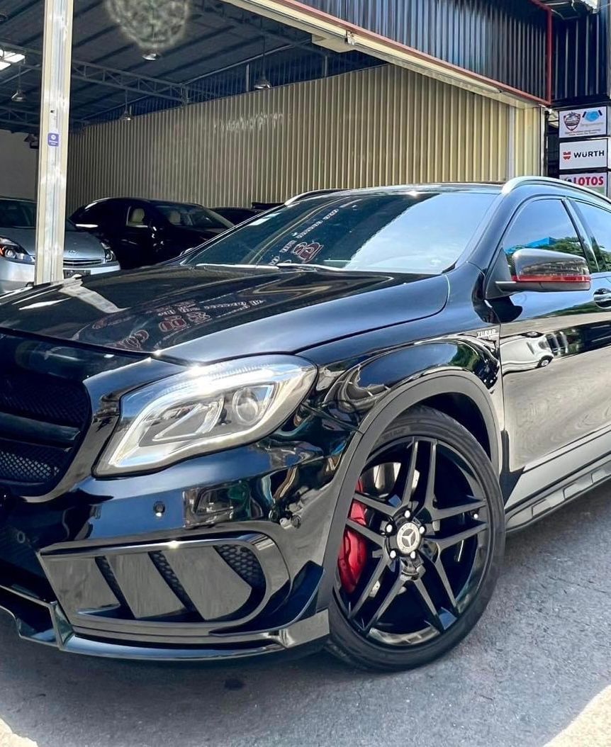 Mercedes-Benz GLA45 2015