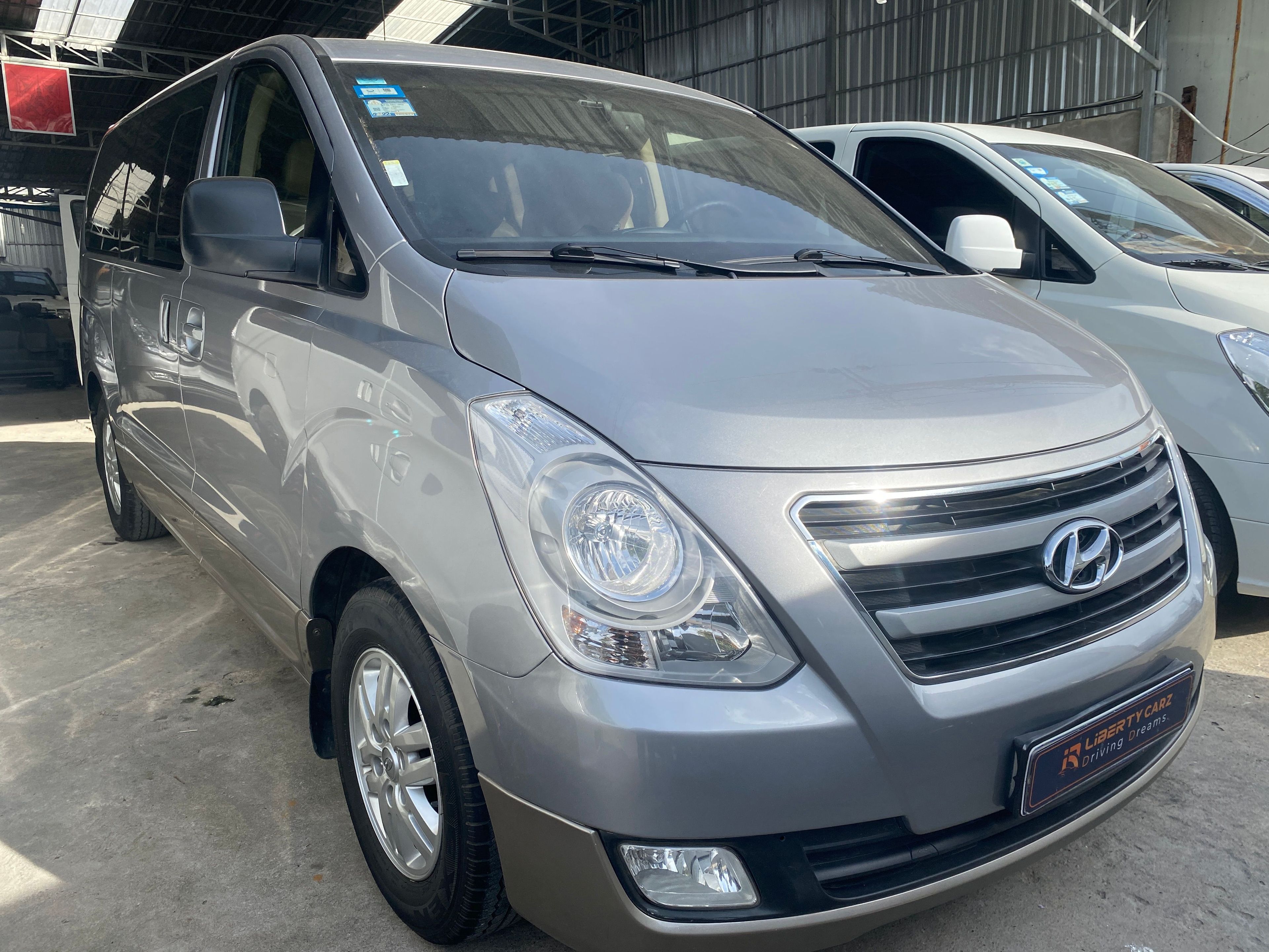 Hyundai Starex 2017