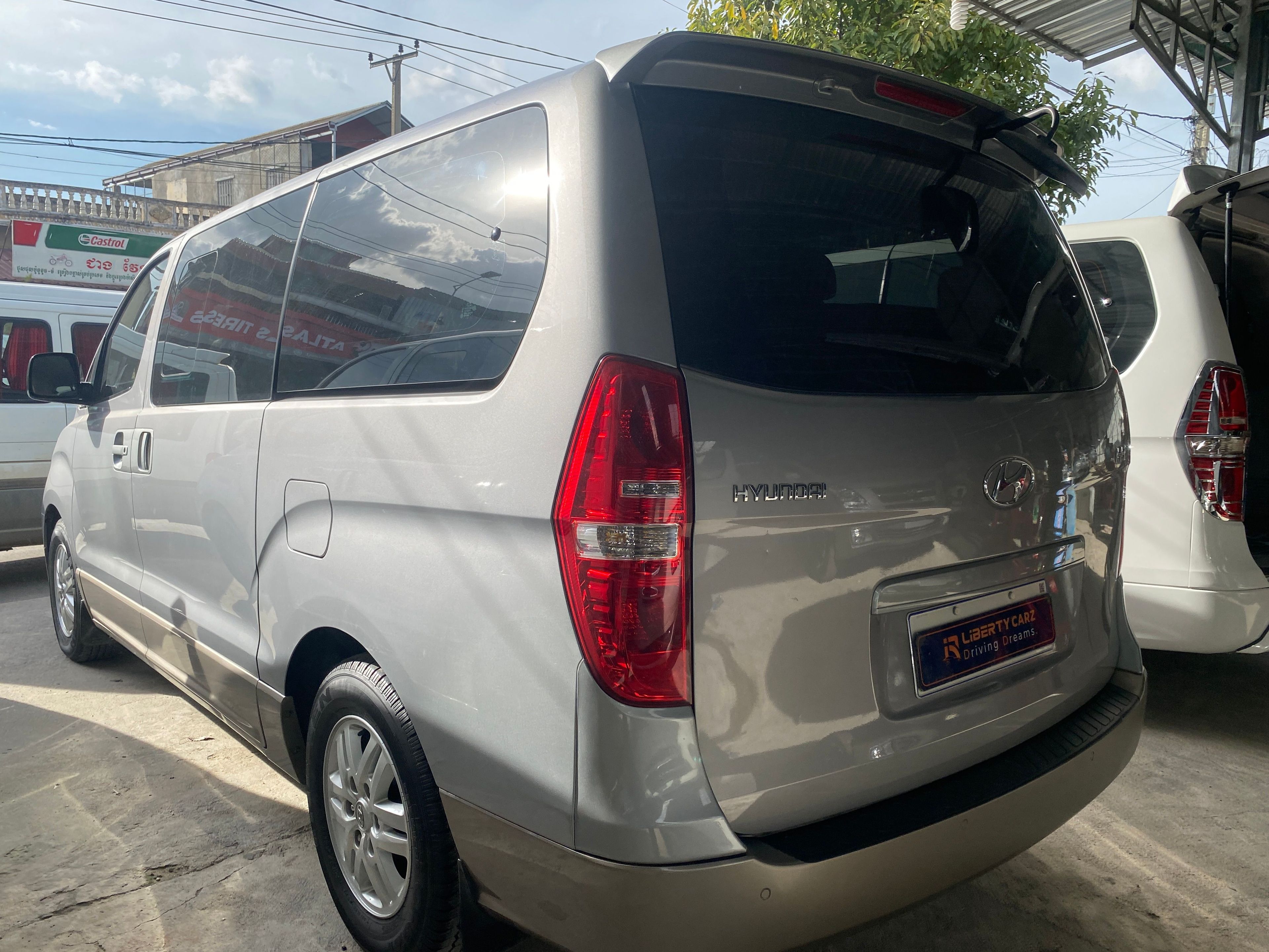 Hyundai Starex 2017