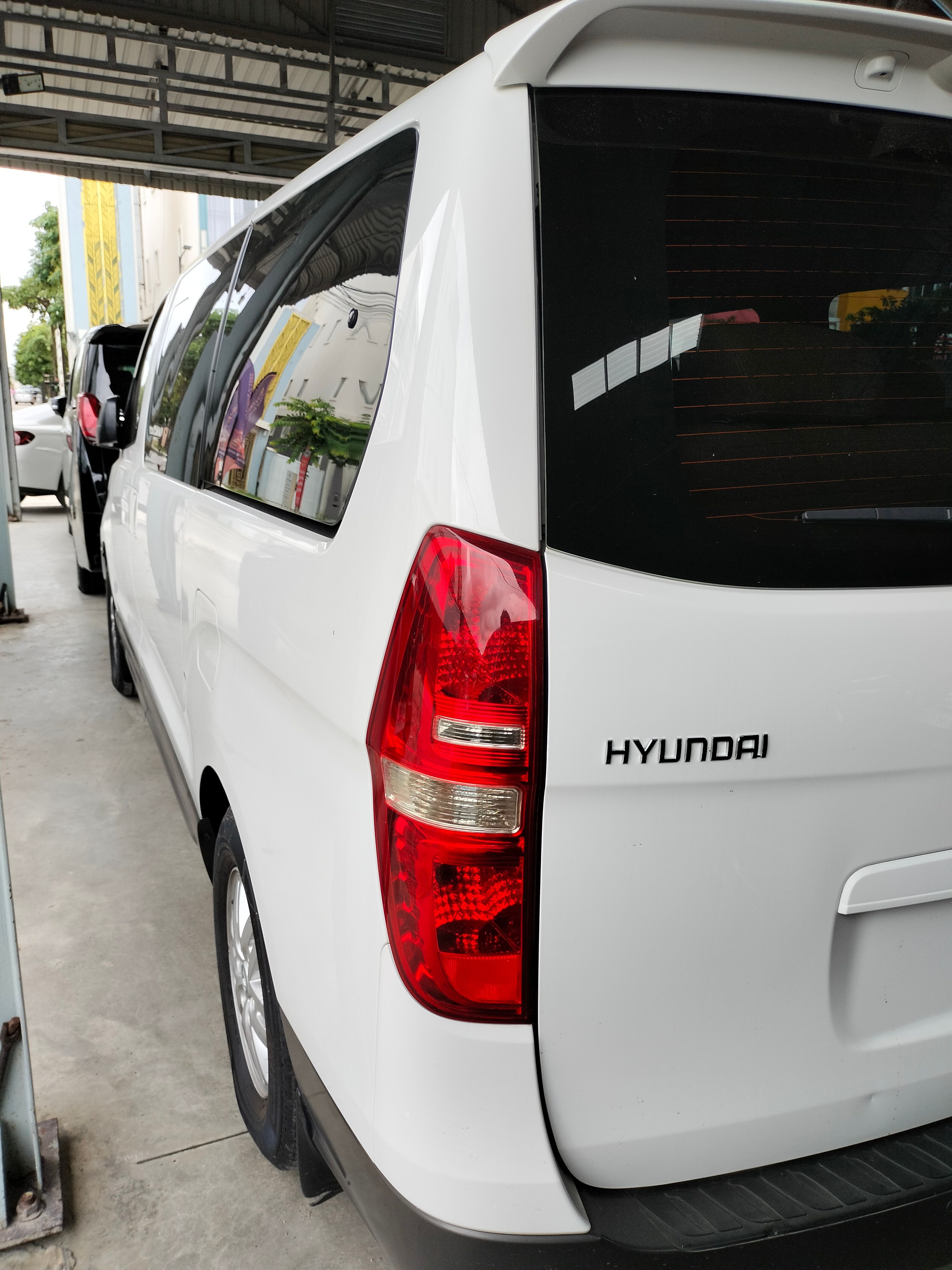 Hyundai H1 2018