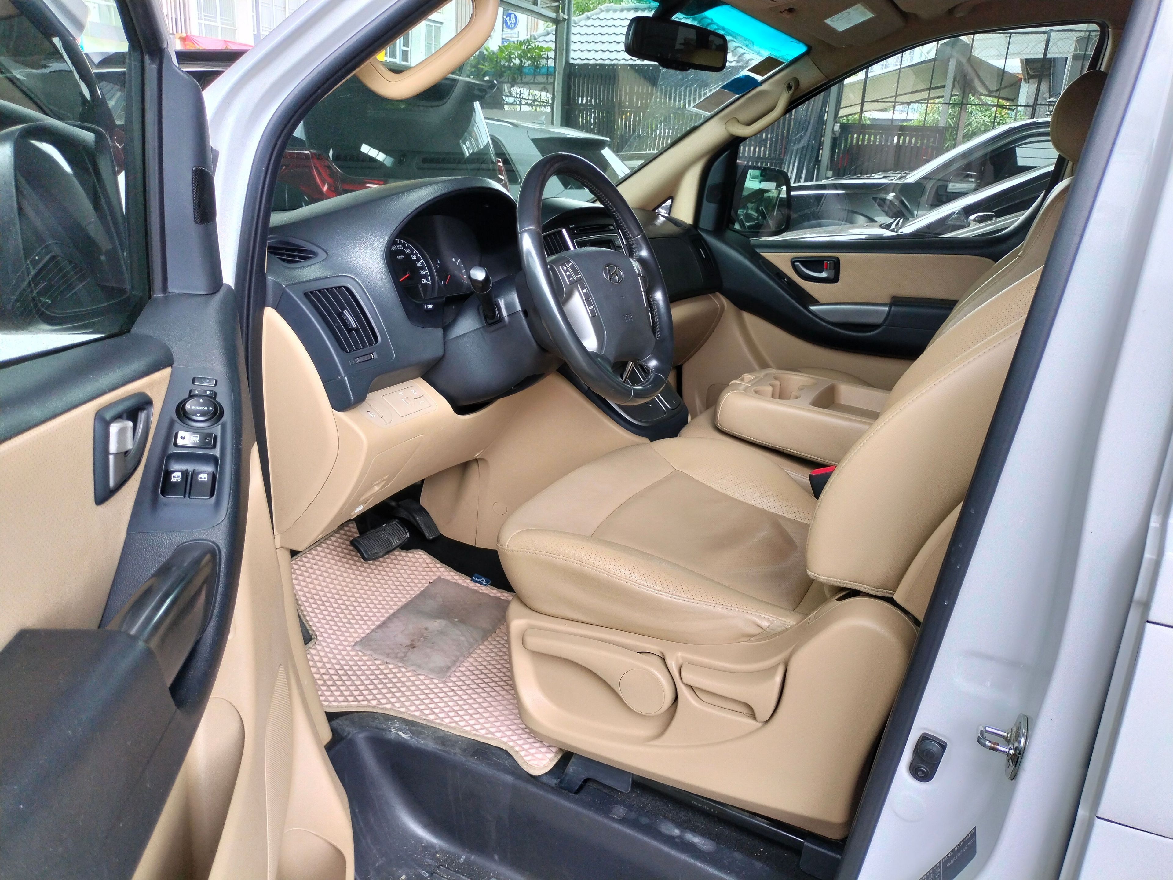 Hyundai H1 2018