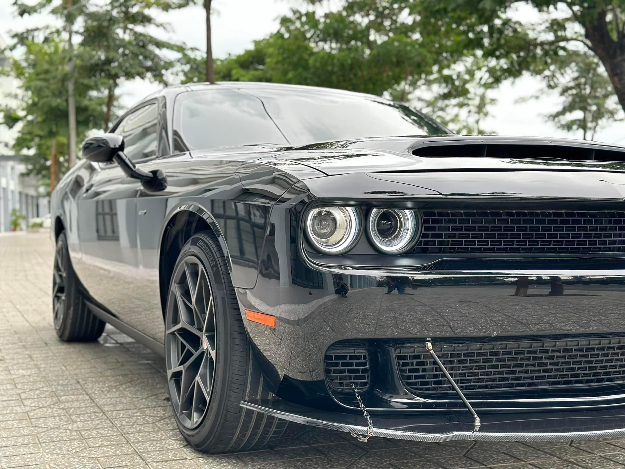 Dodge Challenger 2016