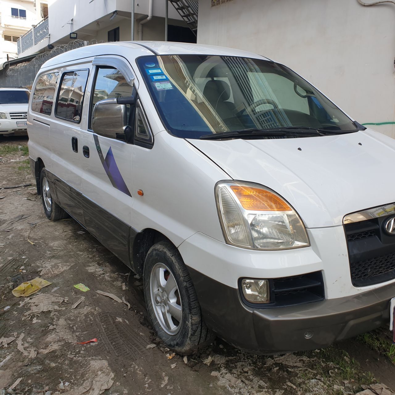 Hyundai Starex 2004