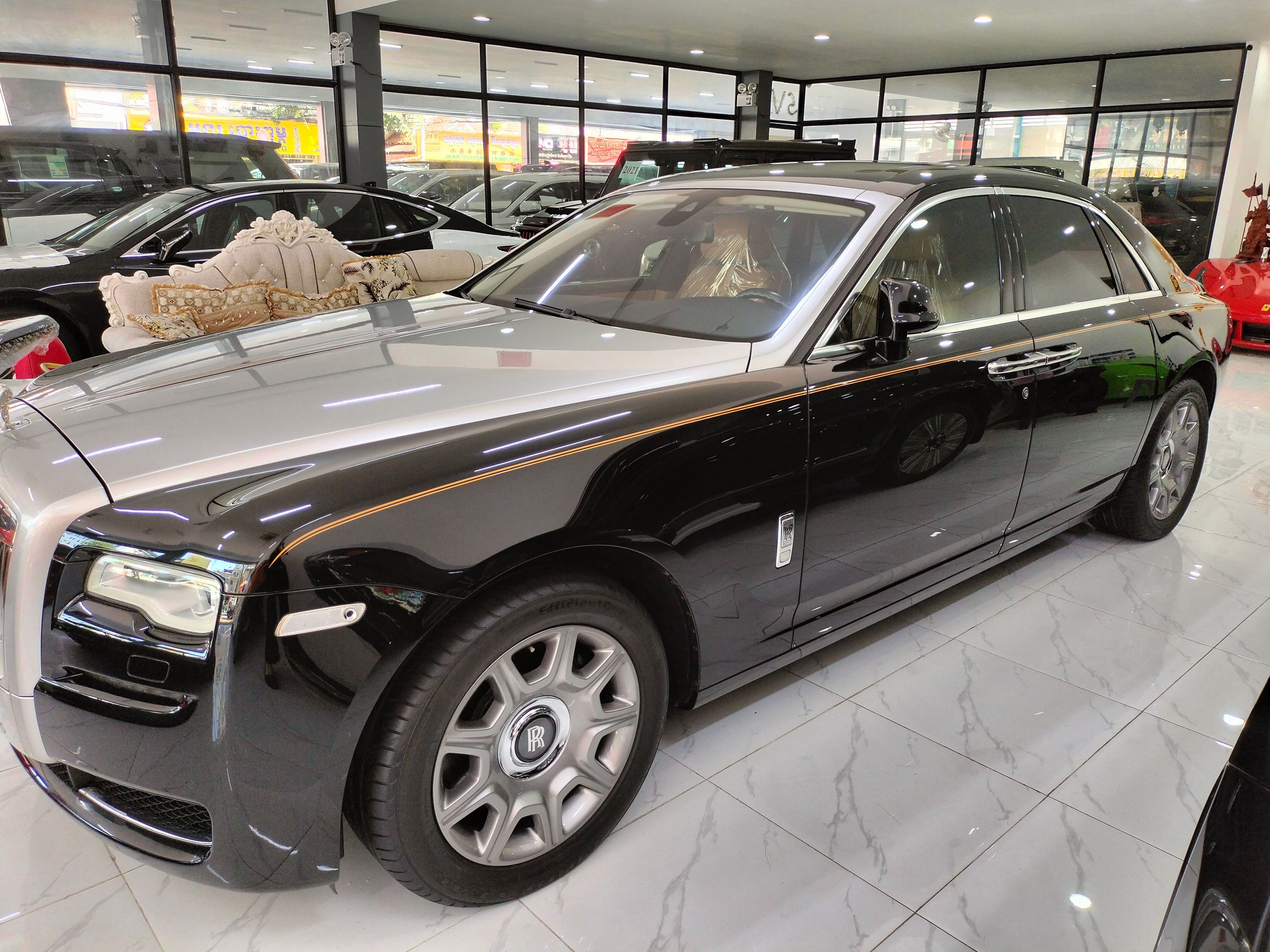 Rolls-Royce Ghost 2015