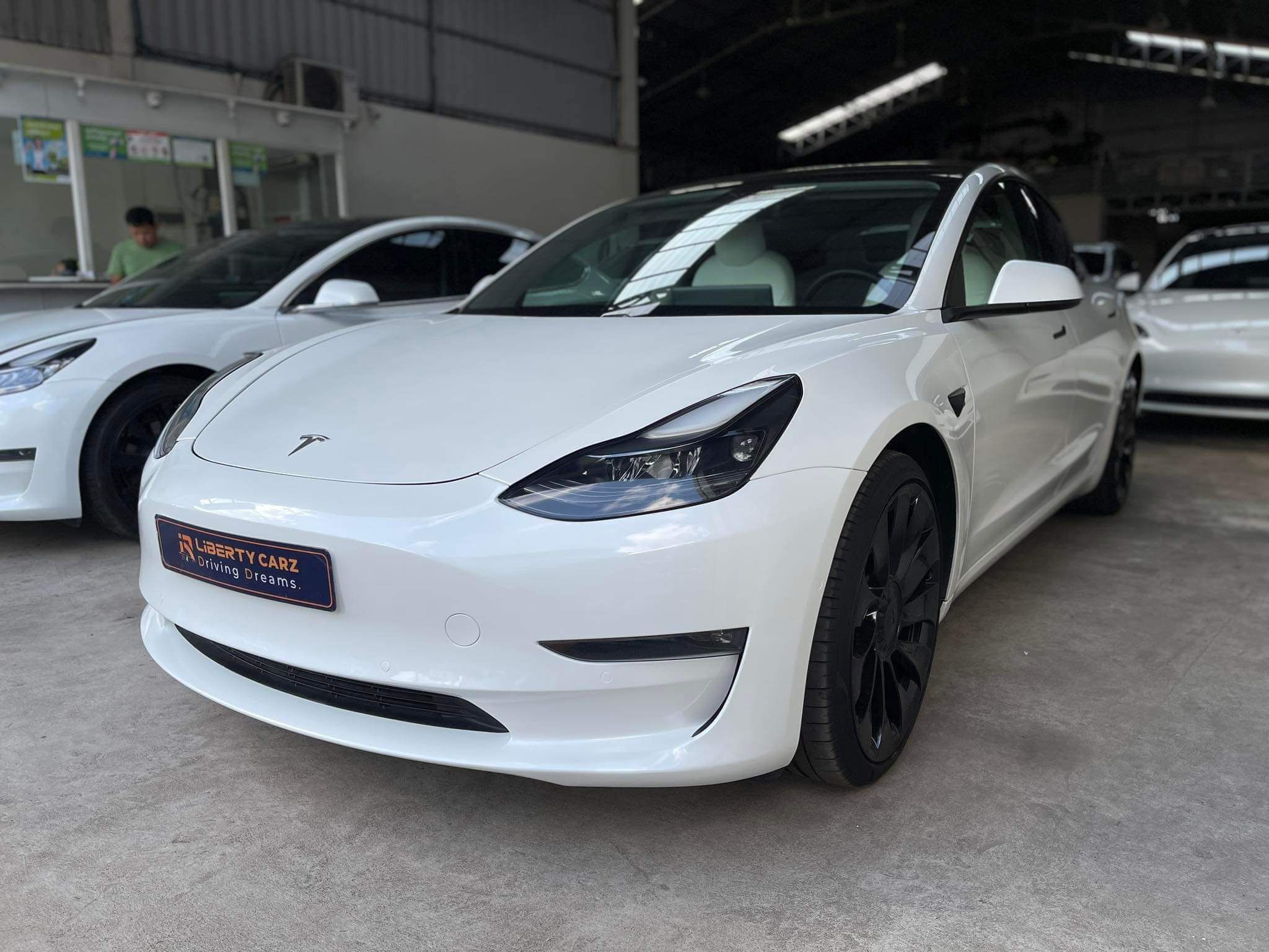 Tesla Model 3 2021