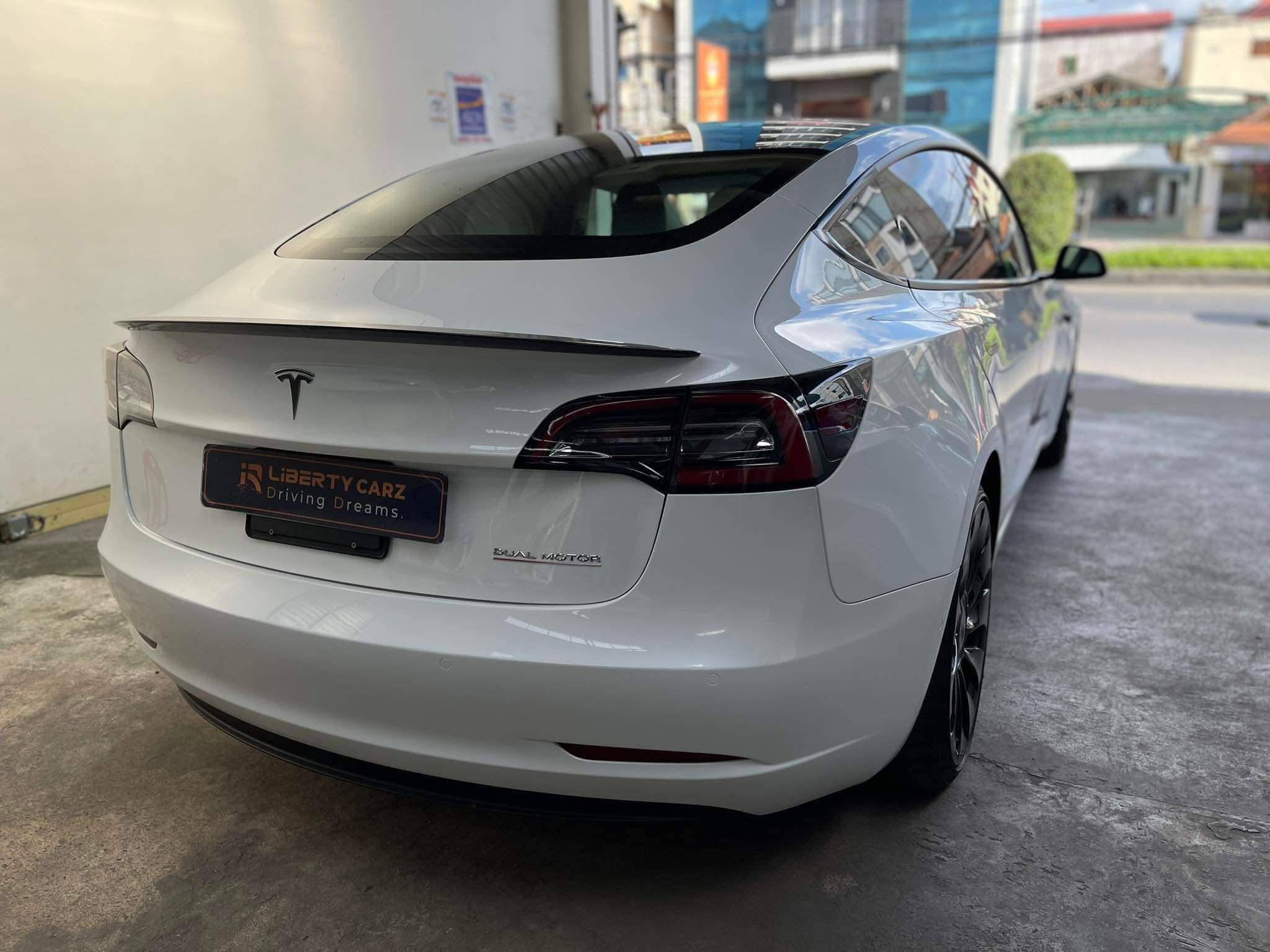 Tesla Model 3 2021