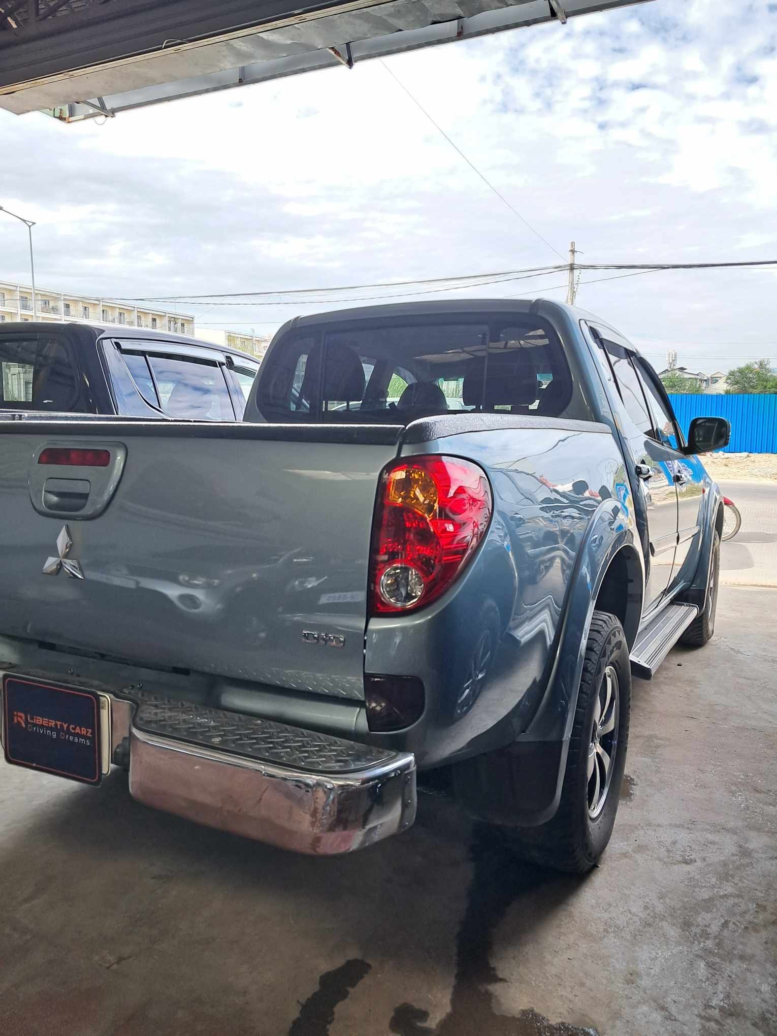 Mitsubishi Triton 2007