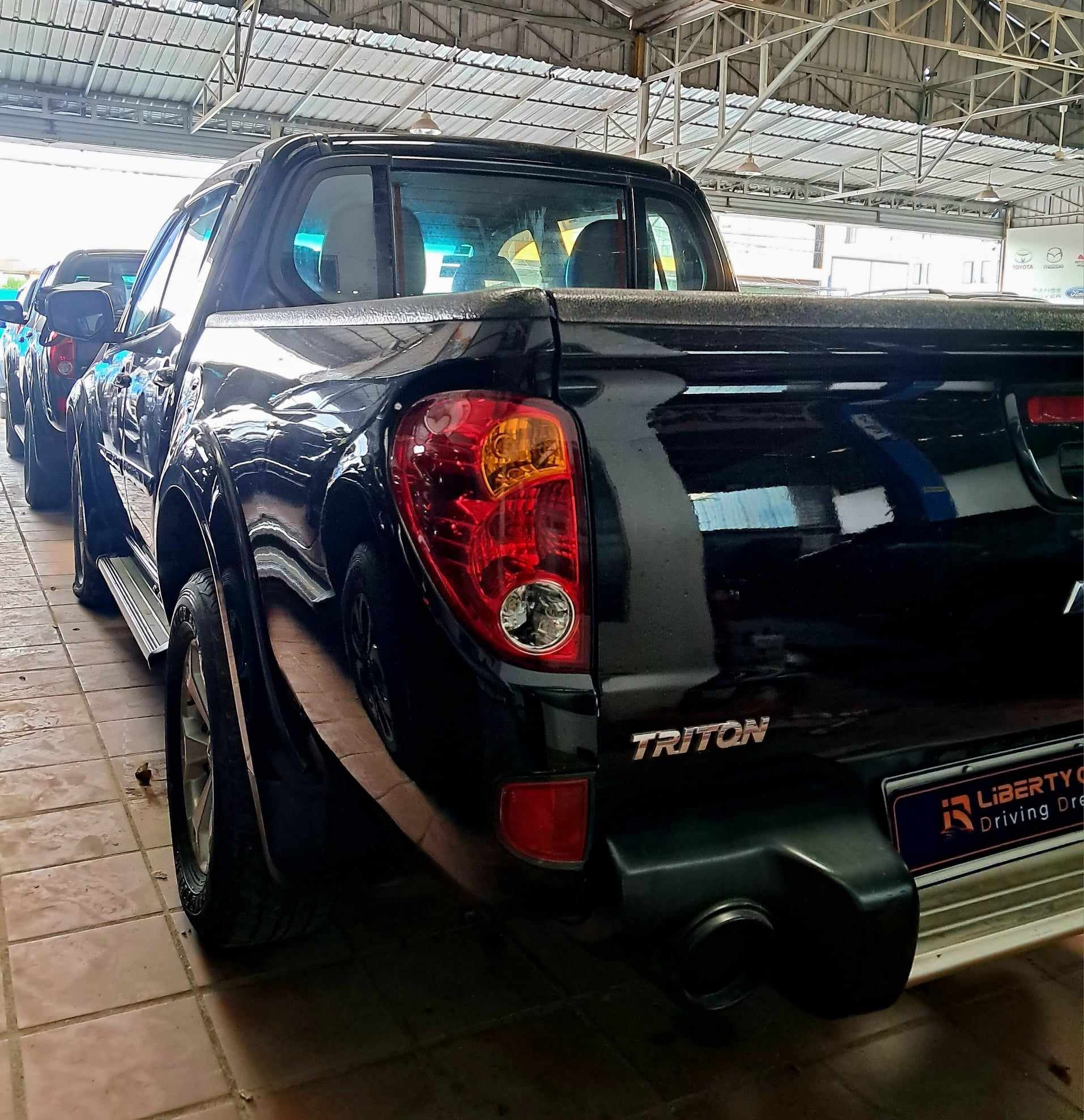 Mitsubishi Triton 2011