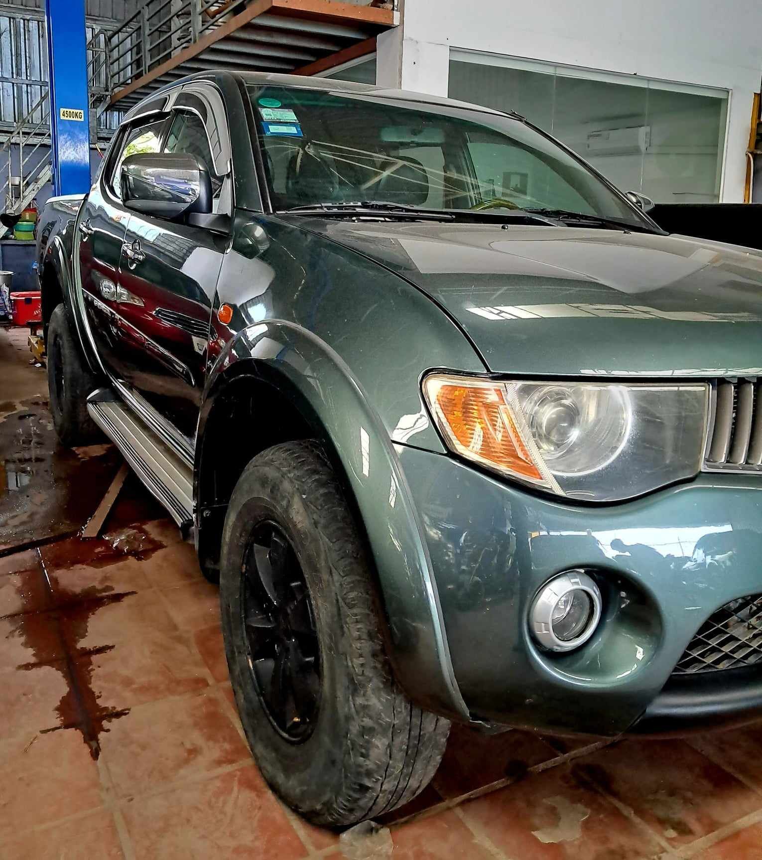 Mitsubishi Triton 2008