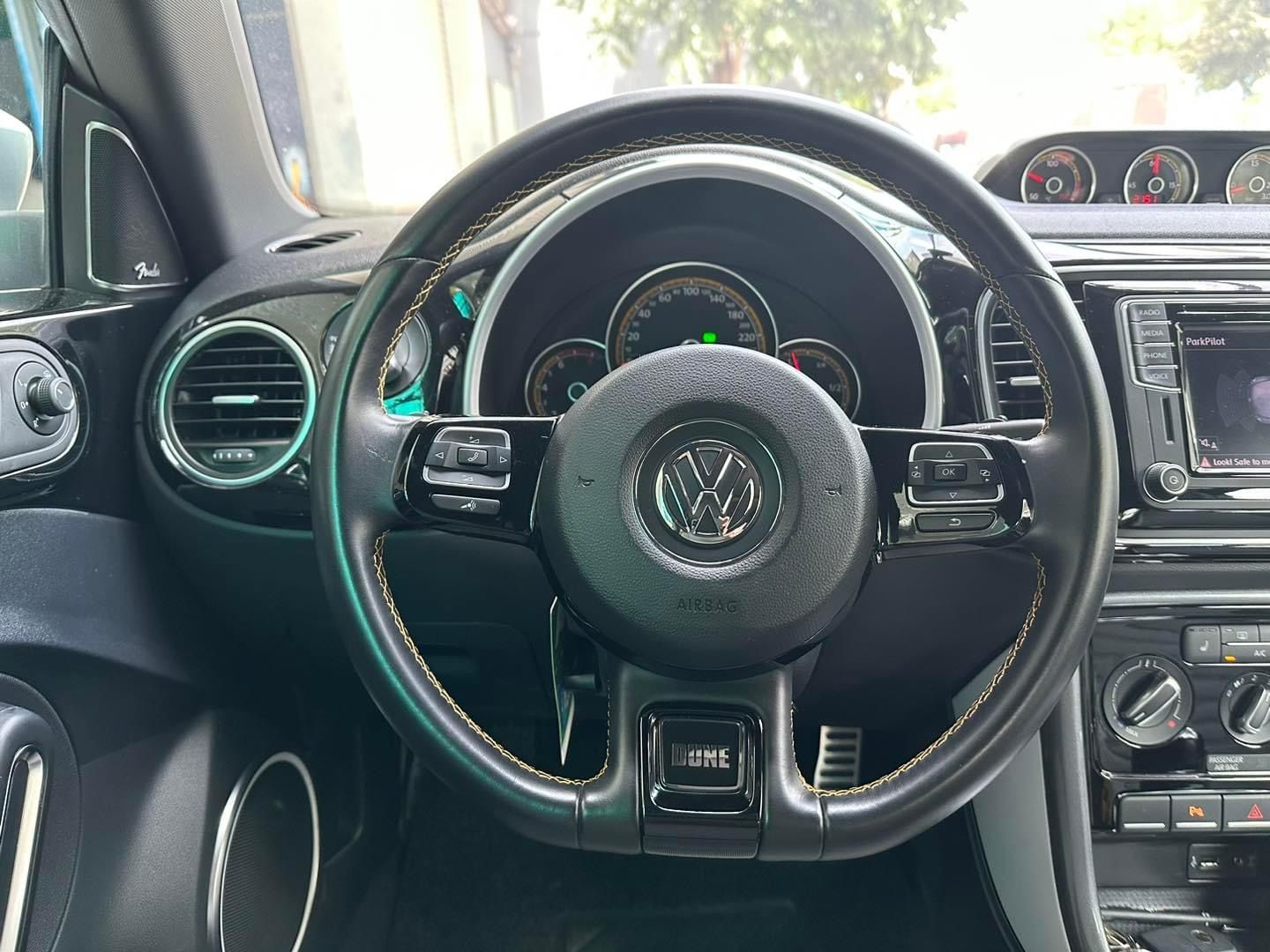 Volkswagen BEETLE DUNE 2017