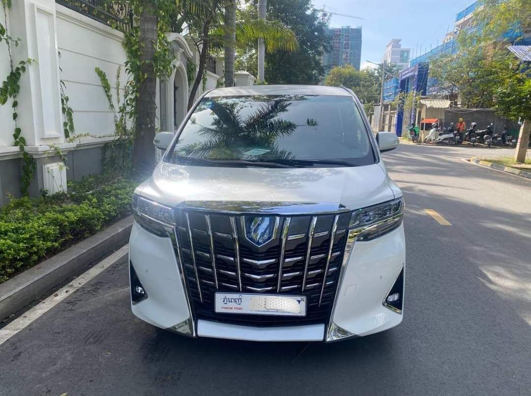 Toyota Alphard 2016