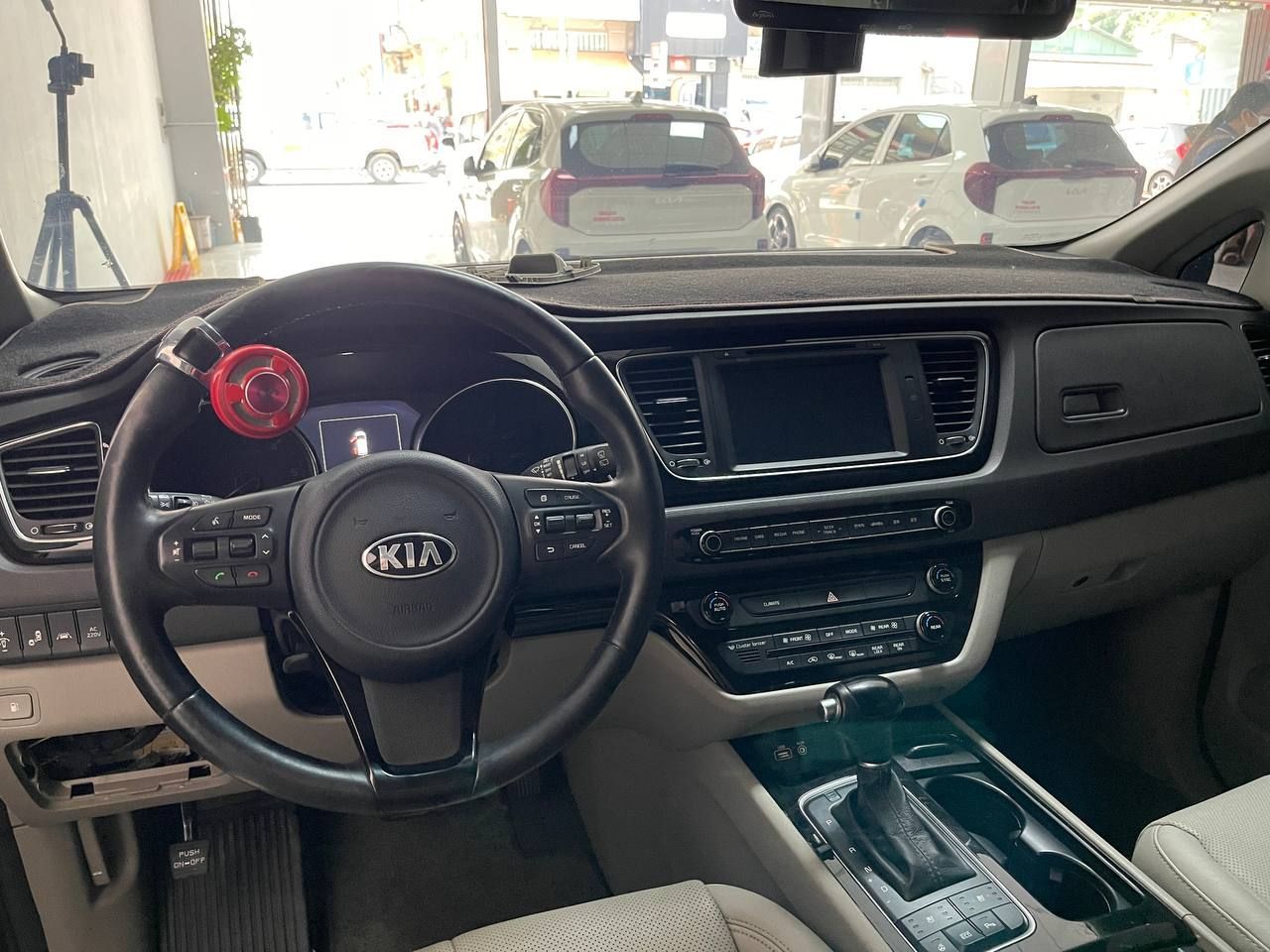 Kia Carnival 2015