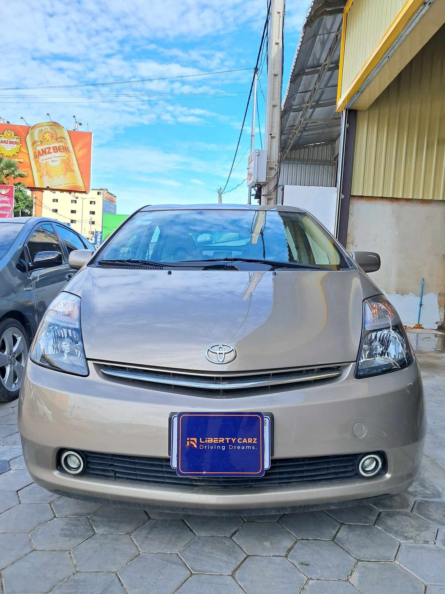 តូយ៉ូតា Prius 2006