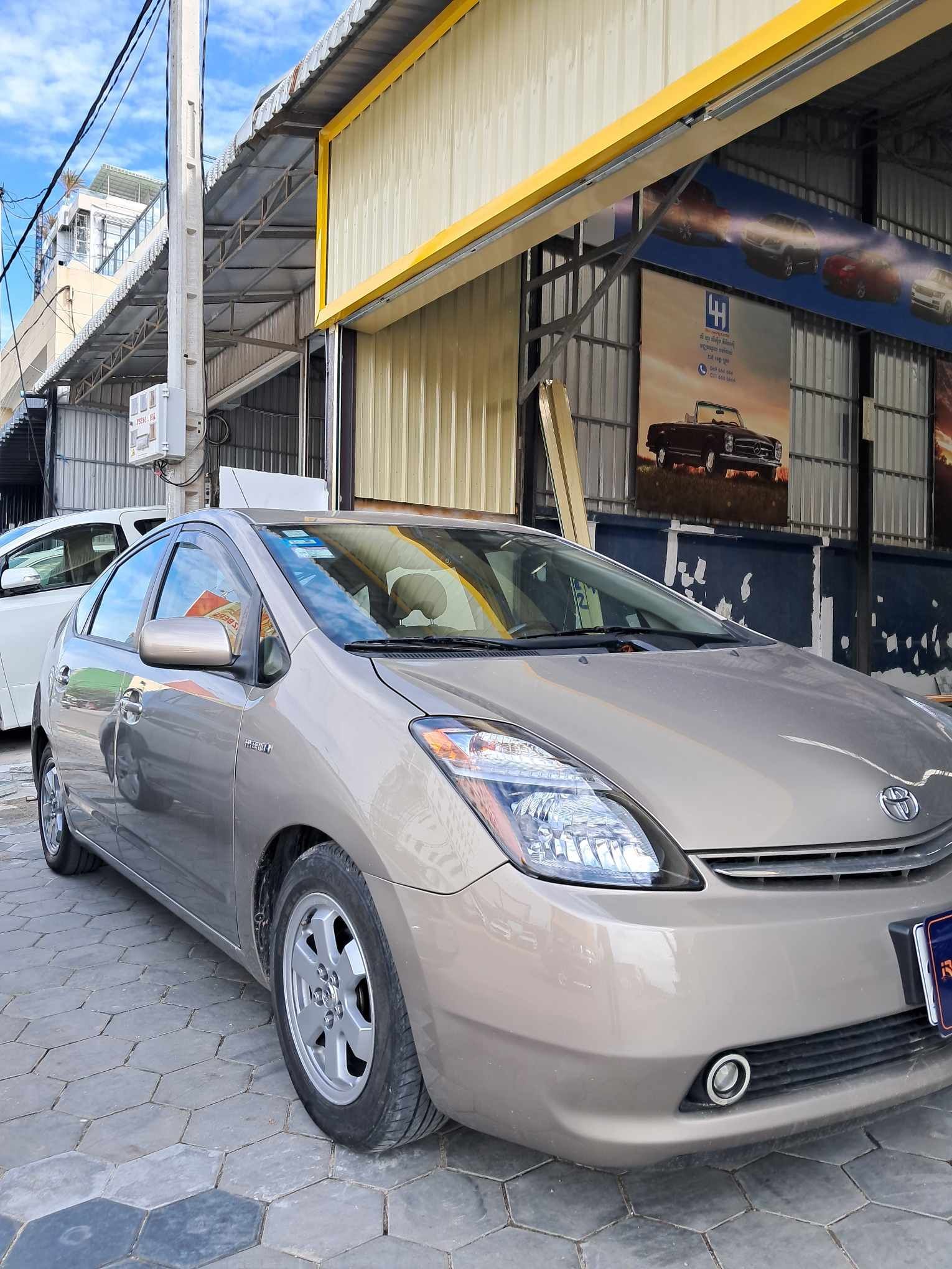 តូយ៉ូតា Prius 2006