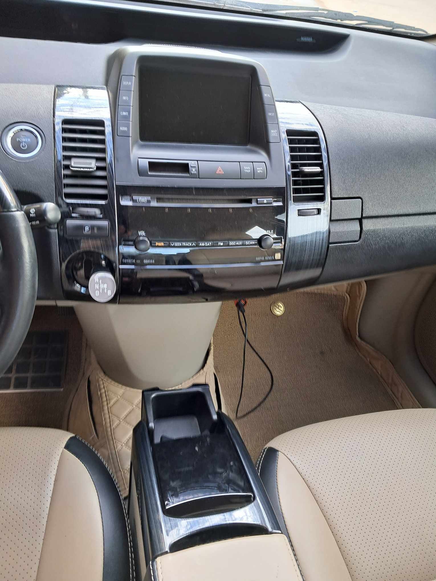 តូយ៉ូតា Prius 2006