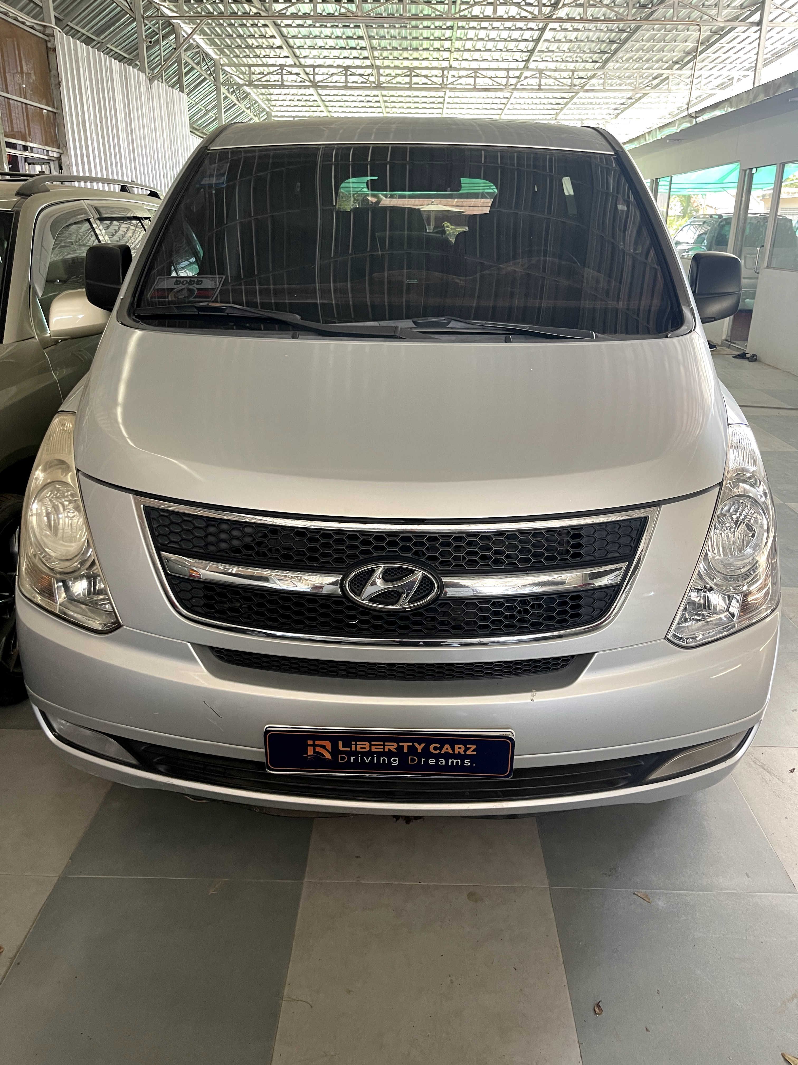 Hyundai Grand Starex 2009