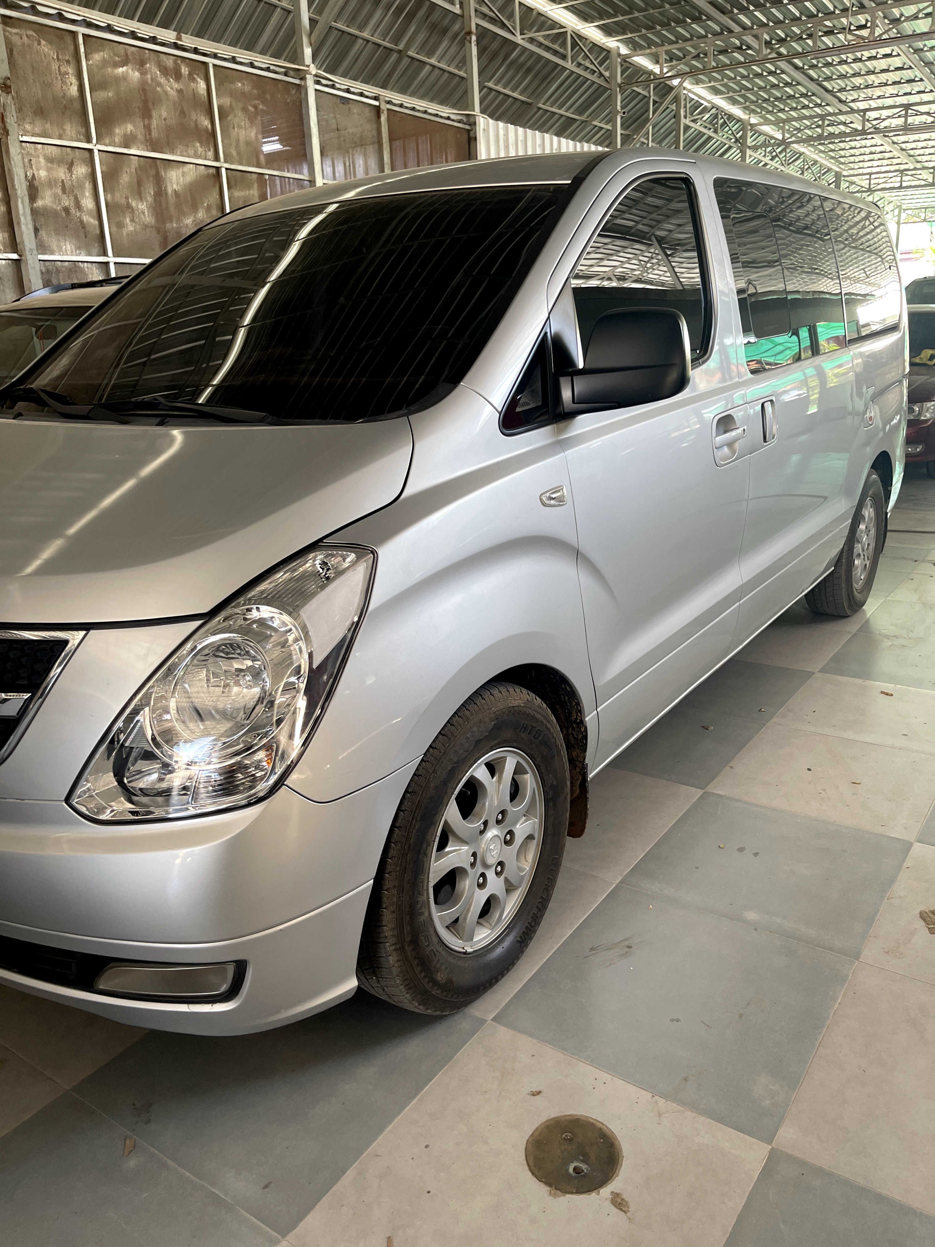 Hyundai Grand Starex 2009