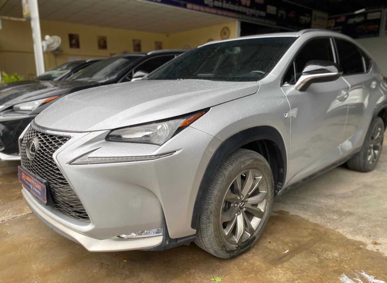 Lexus NX200t 2015