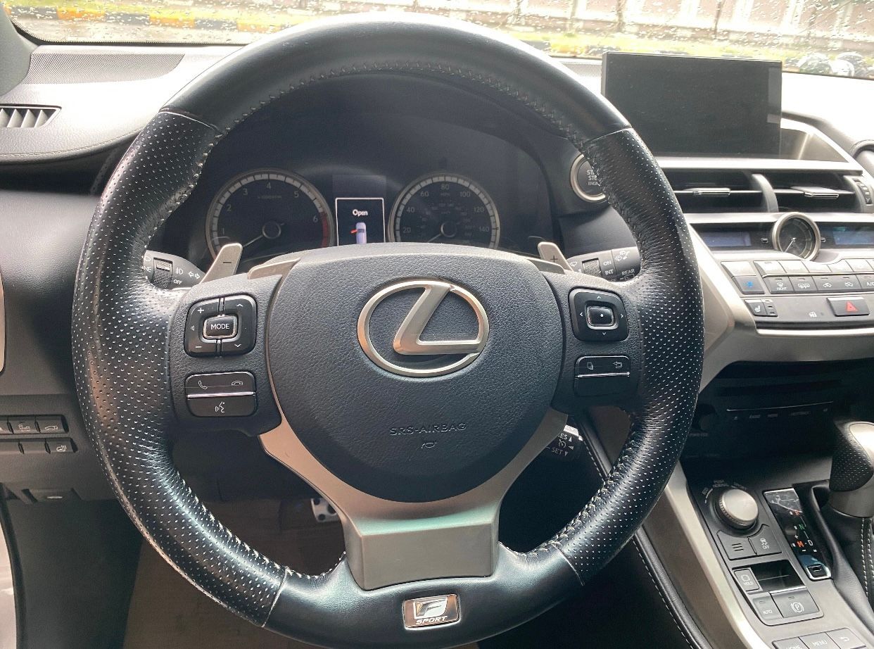 Lexus NX200t 2015