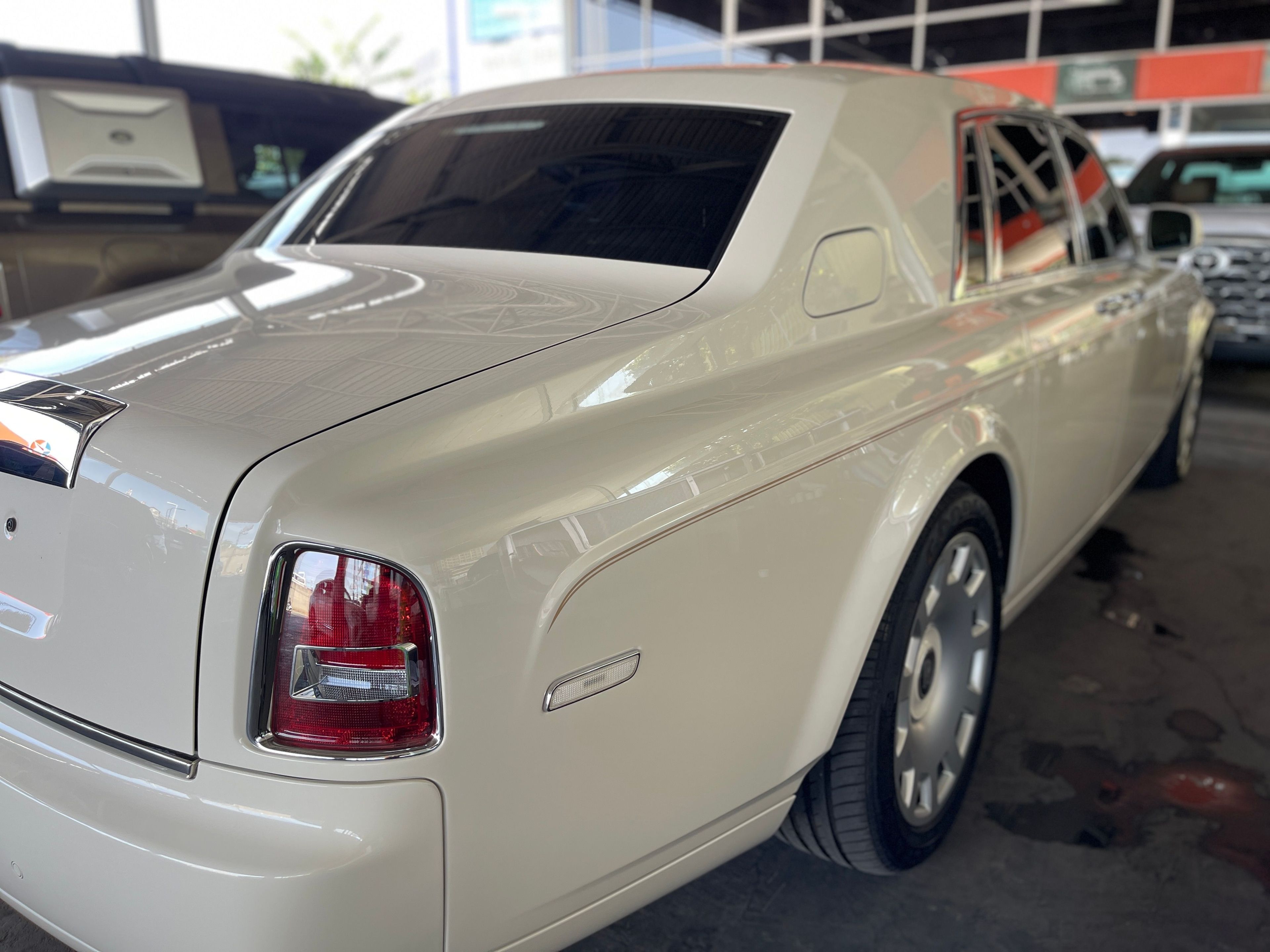 Rolls-Royce Phantom 2014