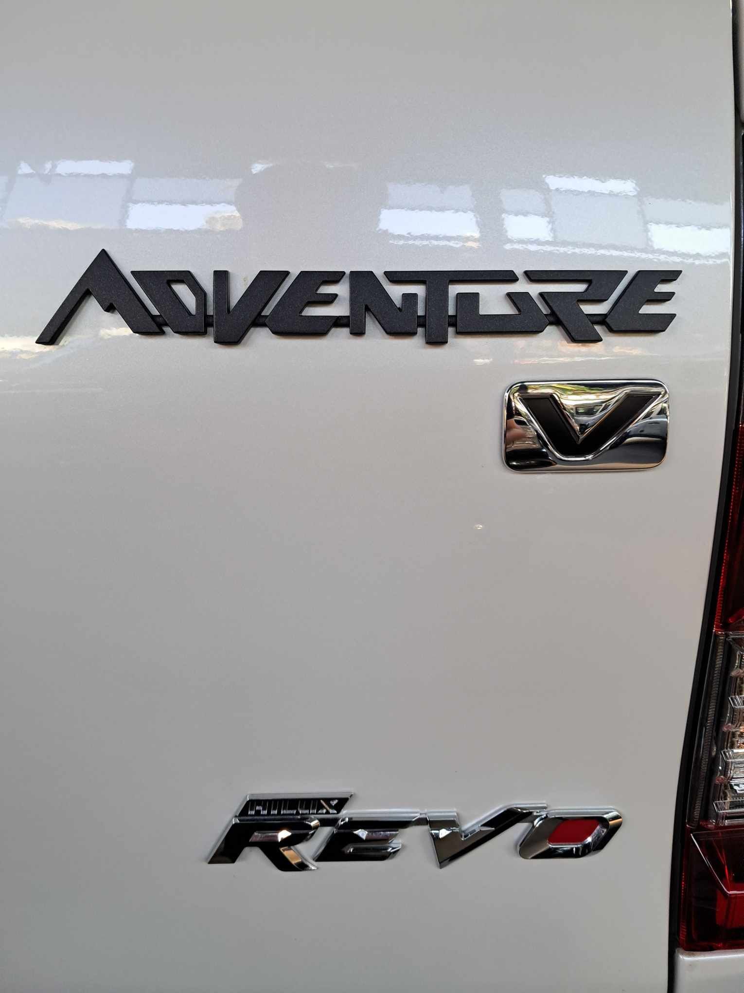 Toyota Hilux Revo 2024