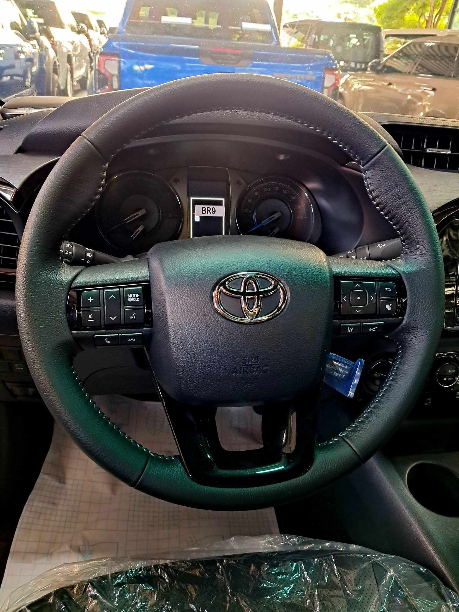 Toyota Hilux Revo 2024