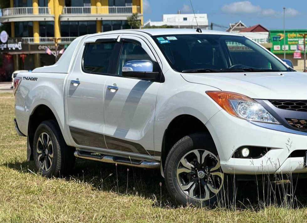 Mazda BT-50 2015