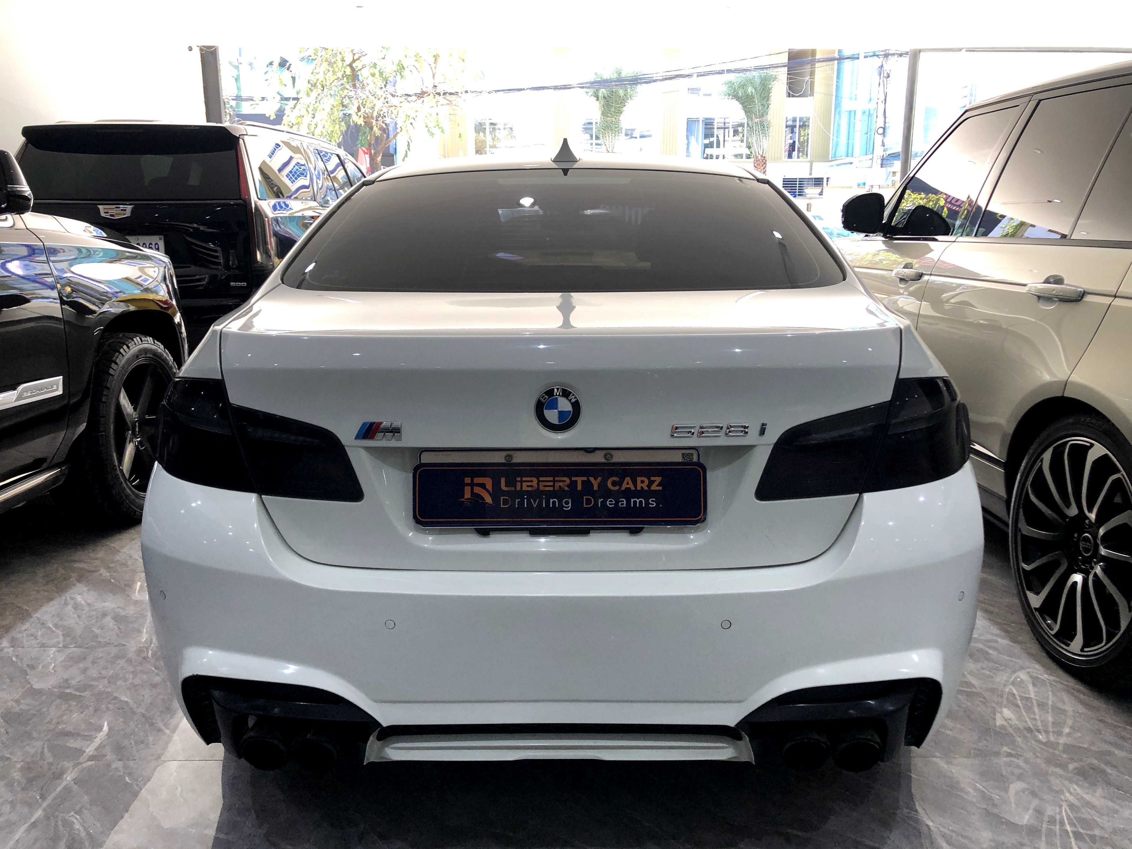 BMW 528i 2015