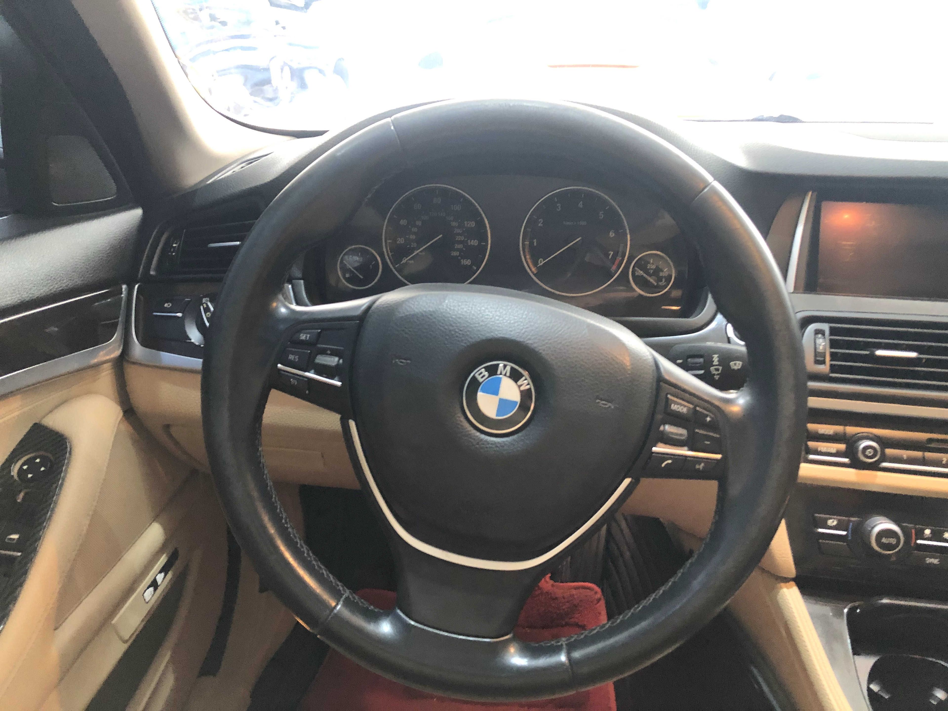 BMW 528i 2015