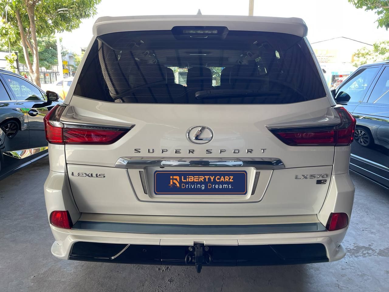 Lexus LX 570 2018