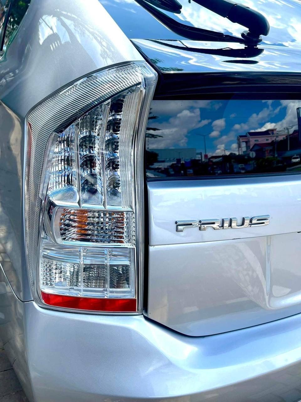 តូយ៉ូតា Prius 2010