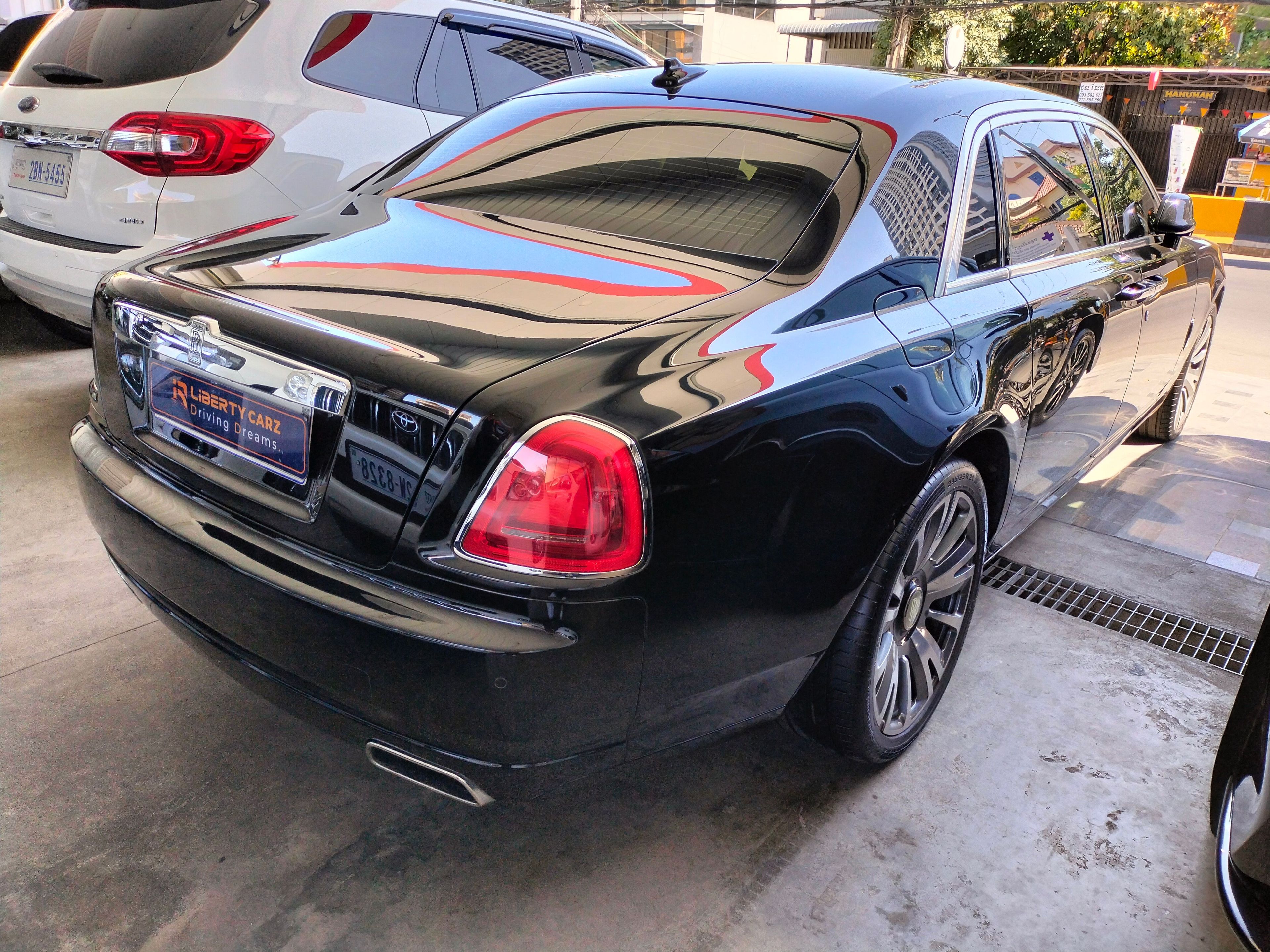 Rolls-Royce Ghost 2015