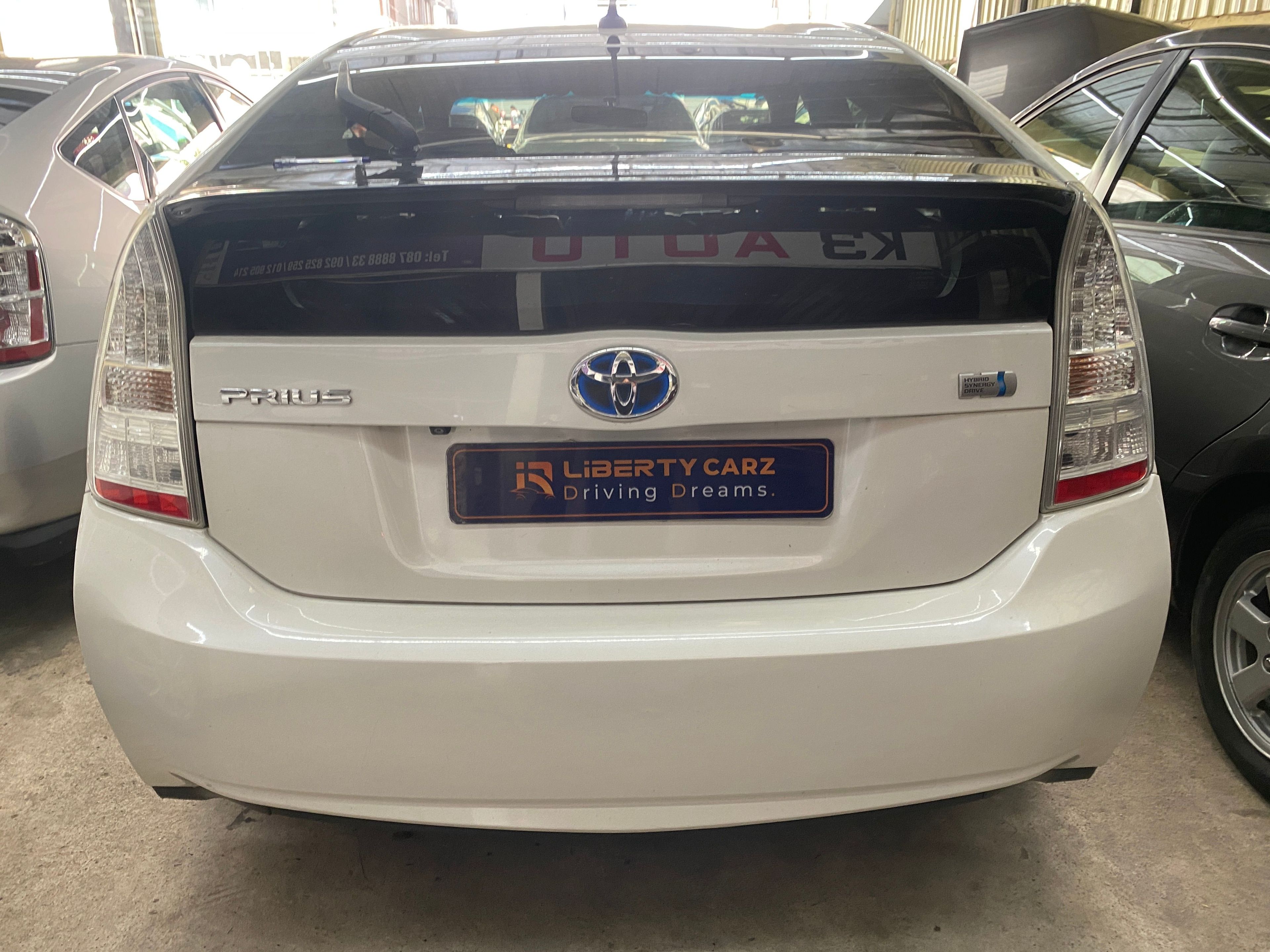 តូយ៉ូតា Prius 2010