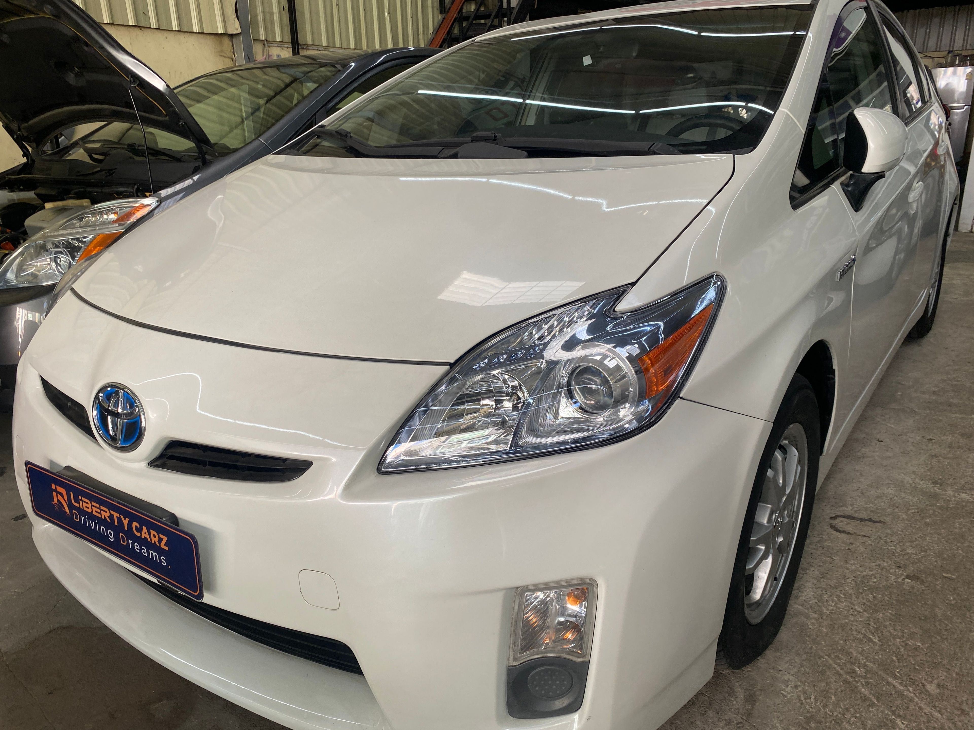 តូយ៉ូតា Prius 2010