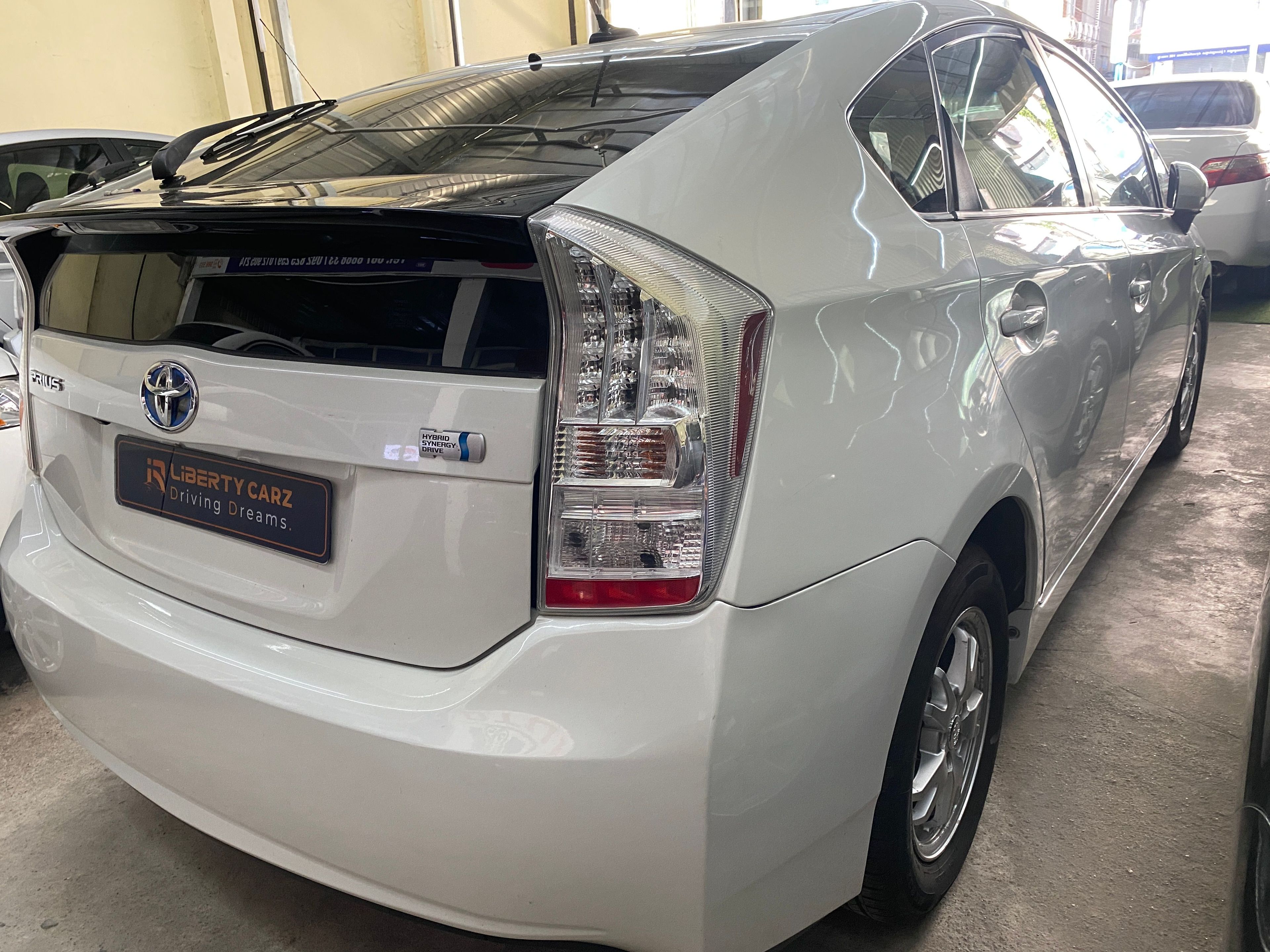 តូយ៉ូតា Prius 2010