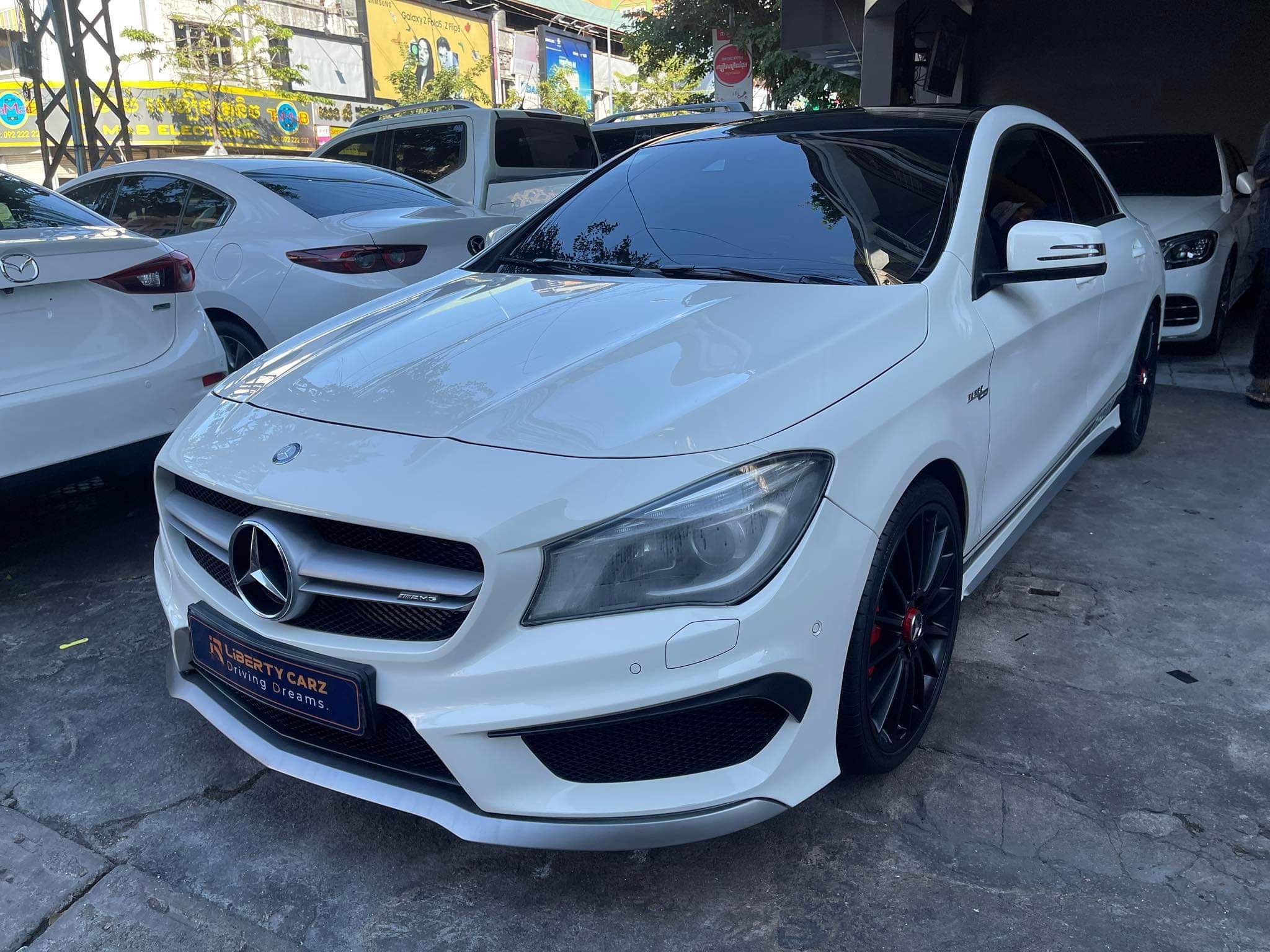 奔驰 CLA AMG 45 2015