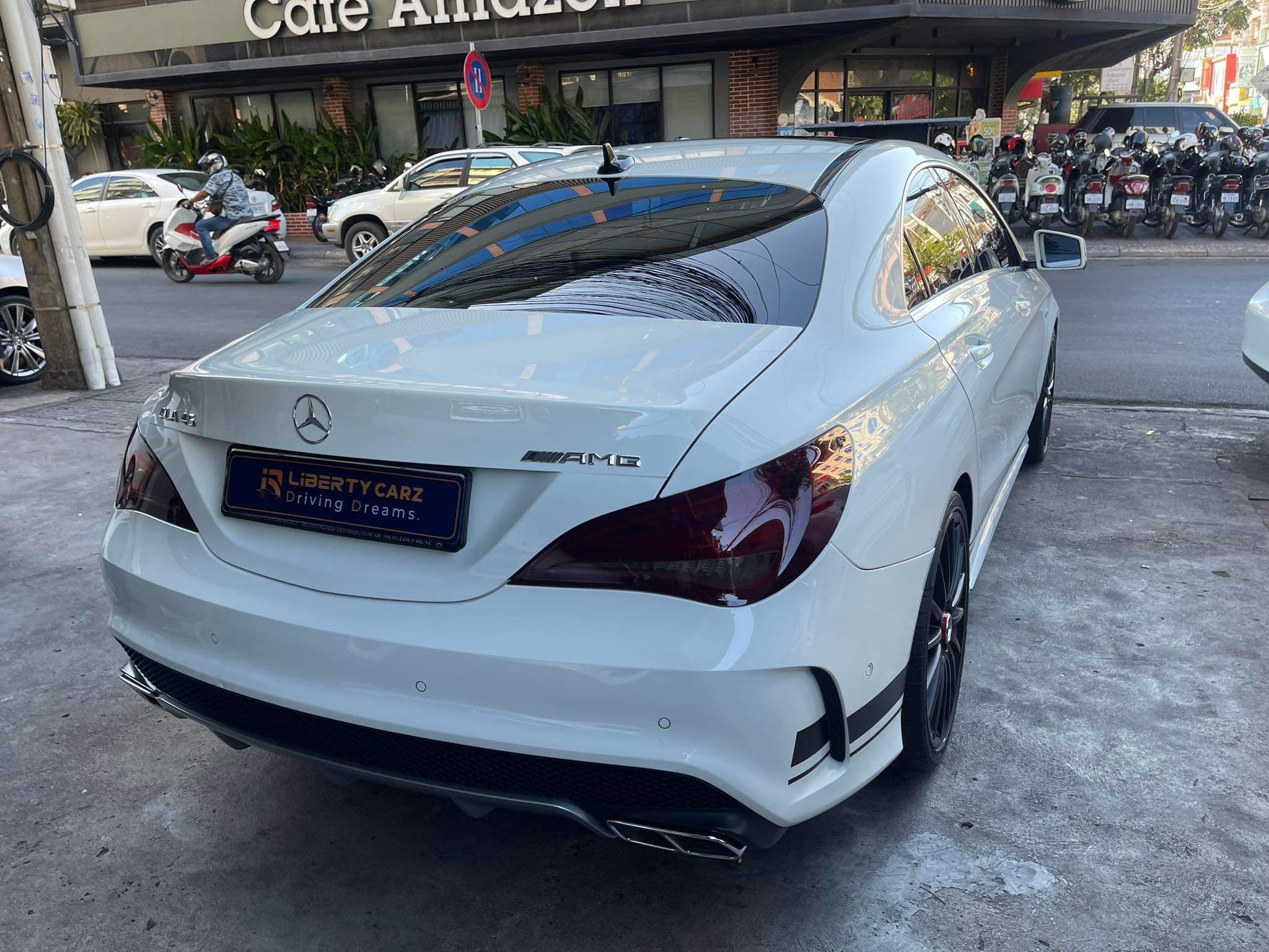 奔驰 CLA AMG 45 2015