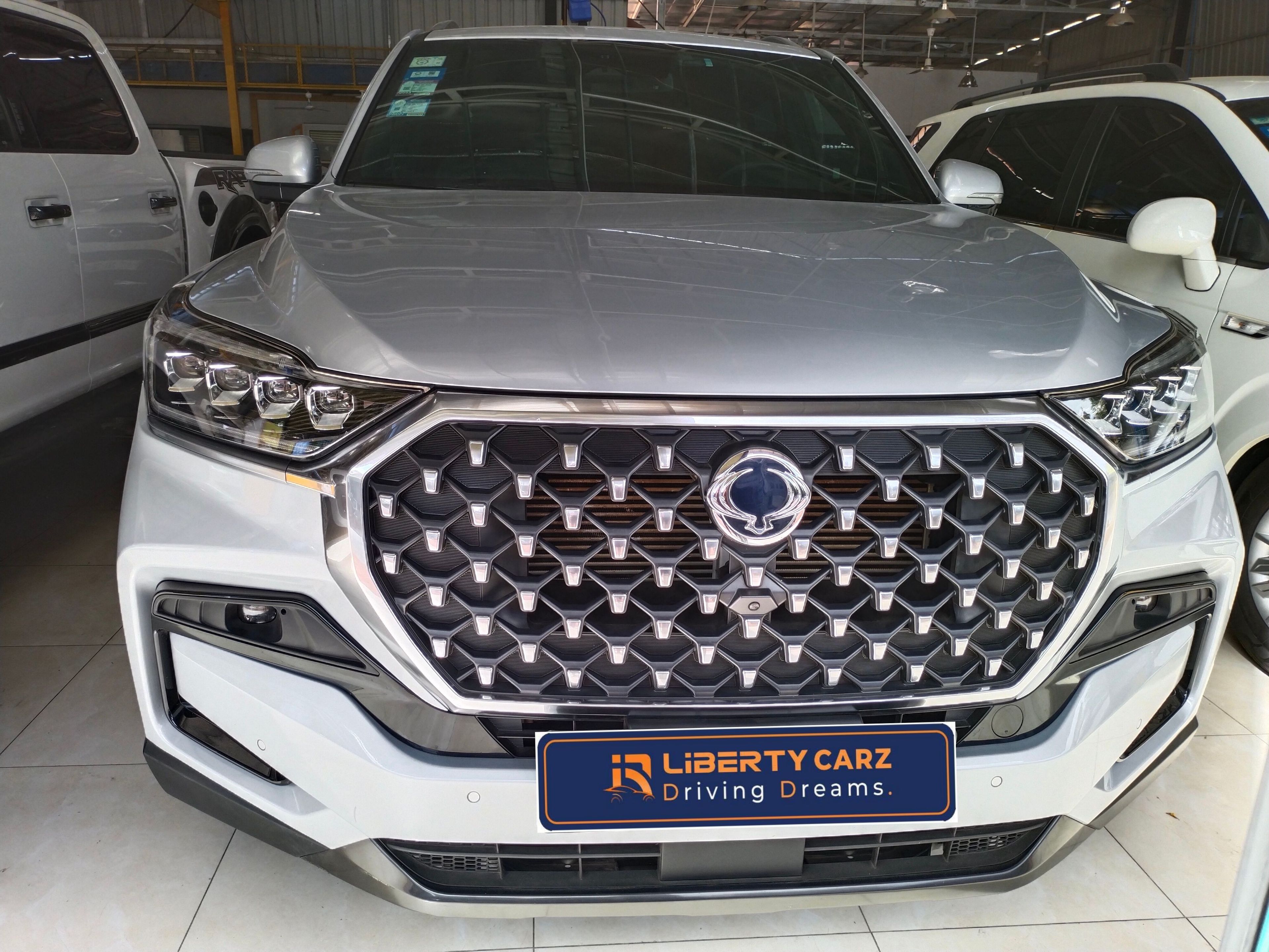 SsangYong Istana 2021