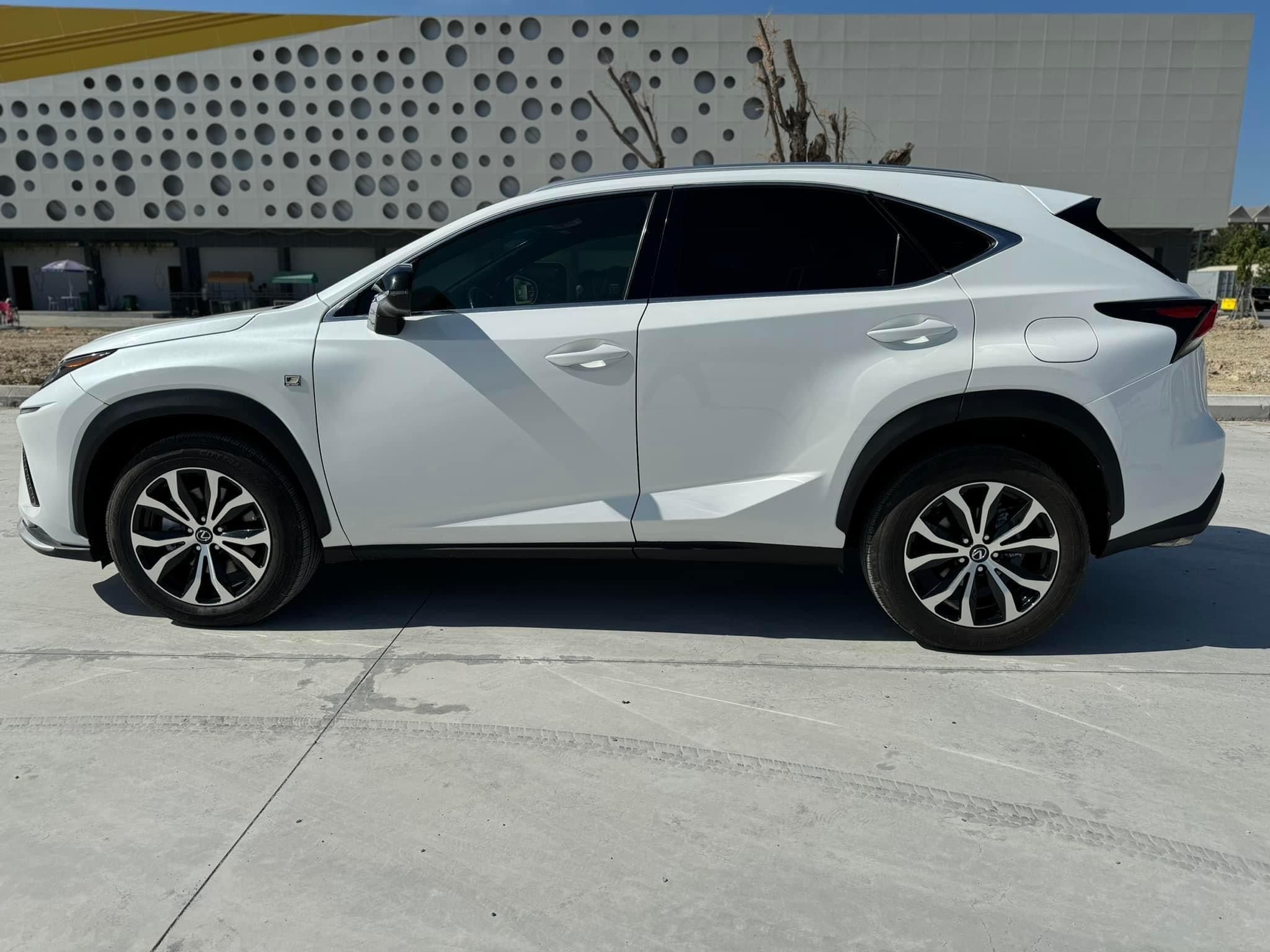 Lexus NX200t 2016