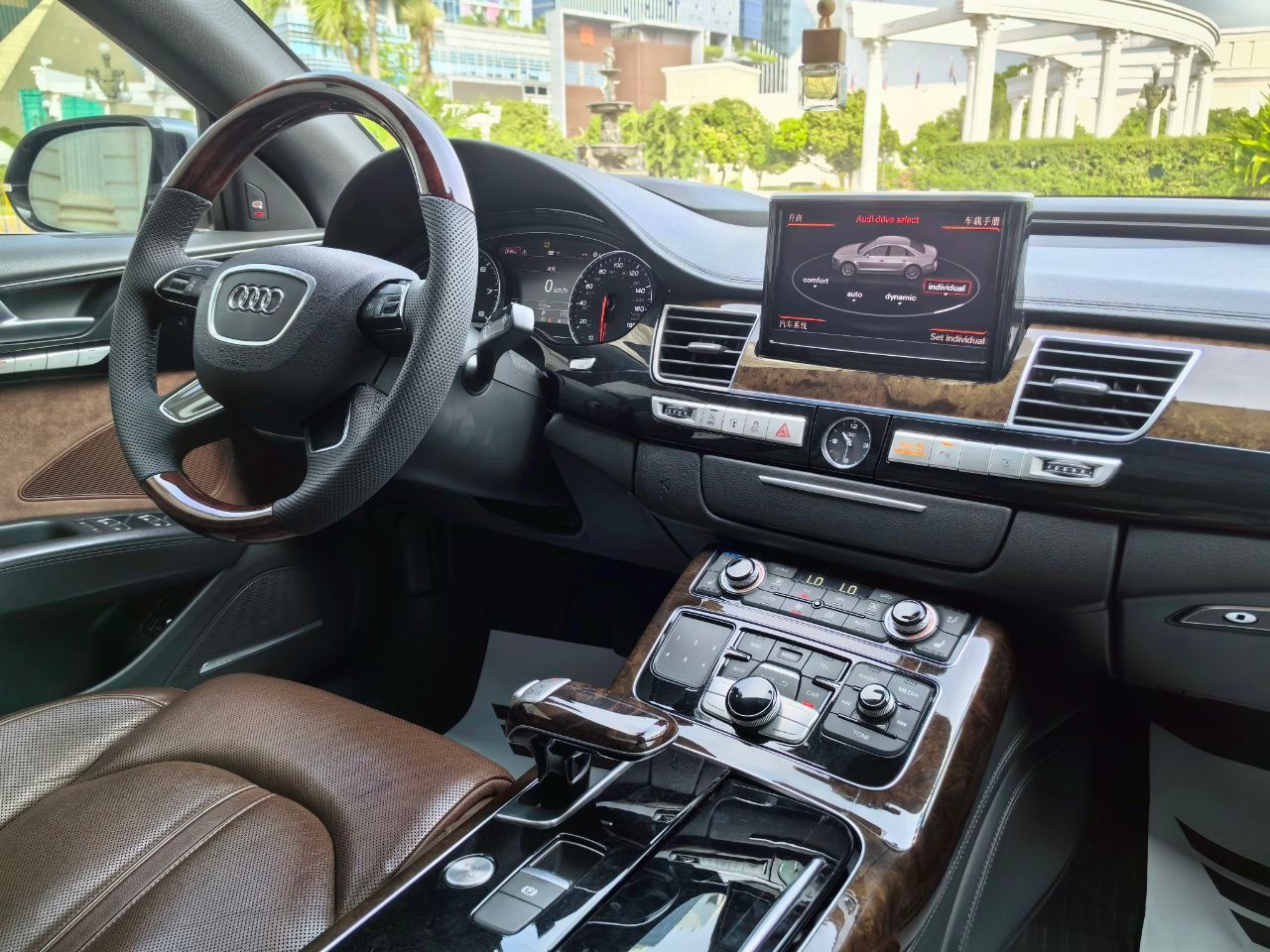 Audi A8 2015