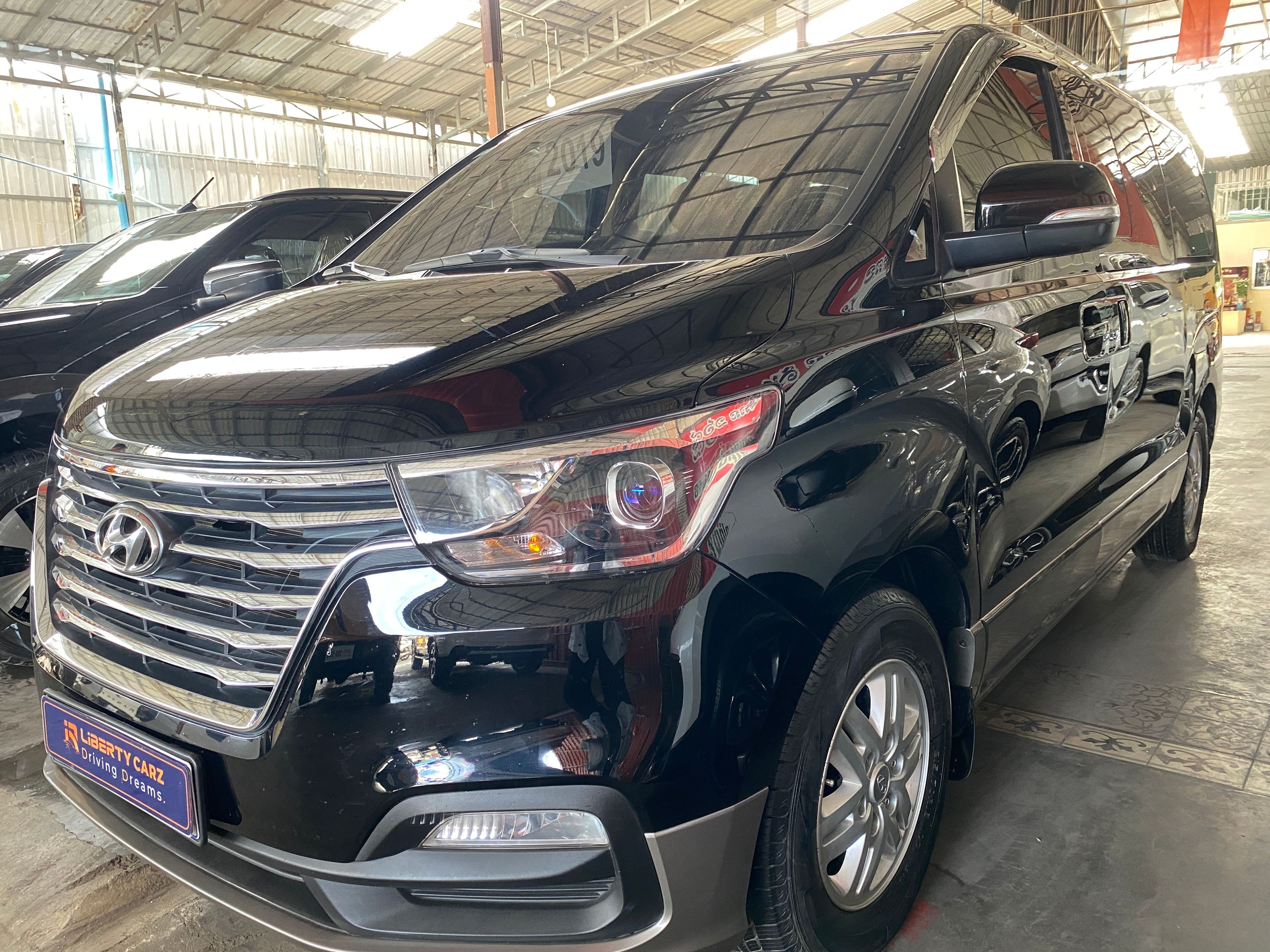 Hyundai H1 2019