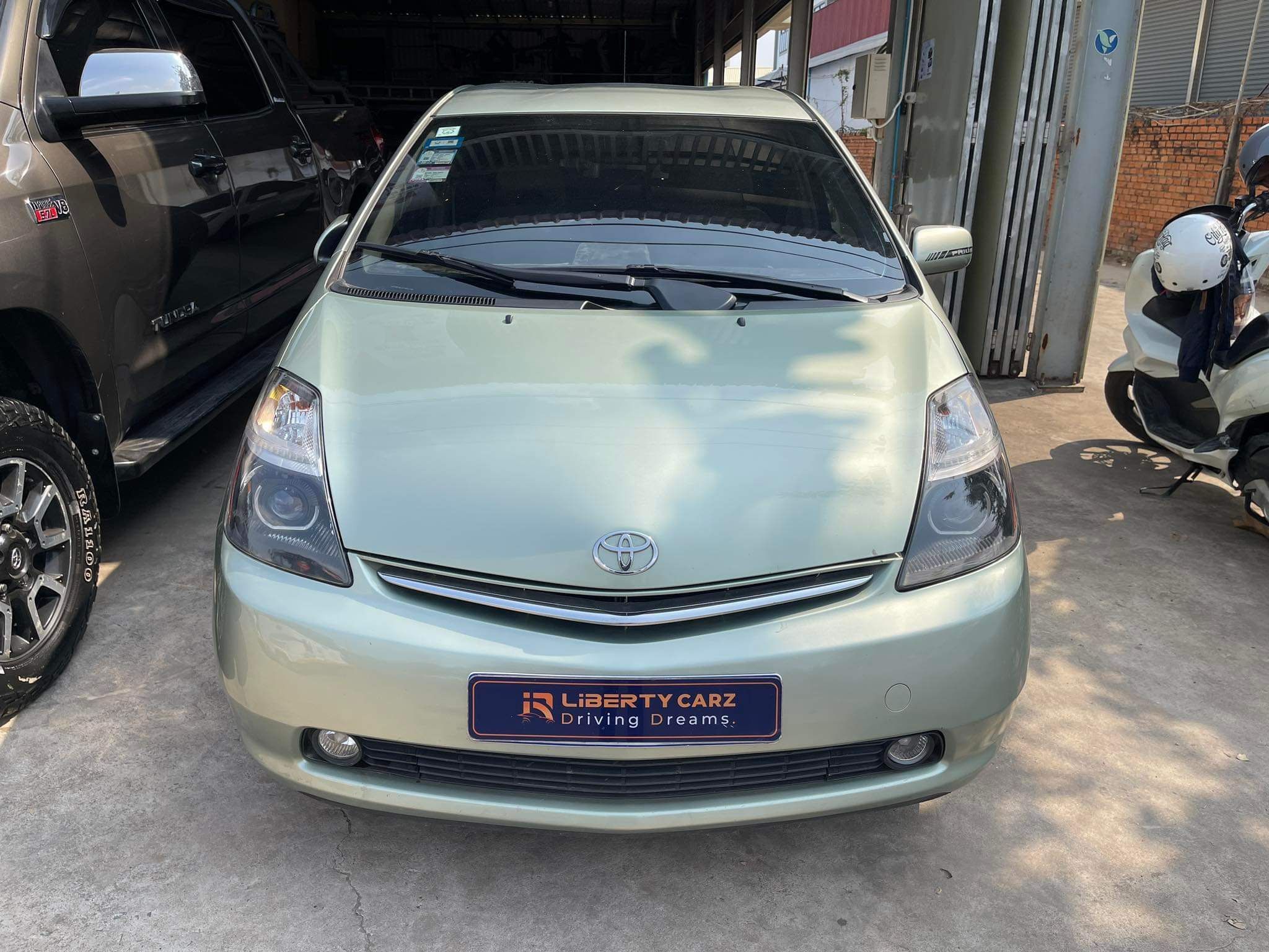 តូយ៉ូតា Prius 2007