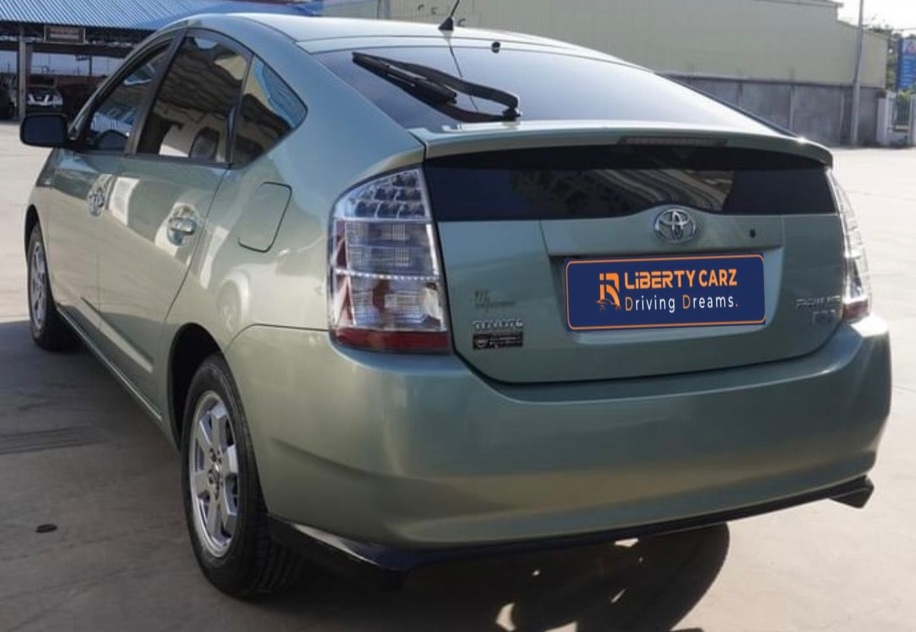 តូយ៉ូតា Prius 2007