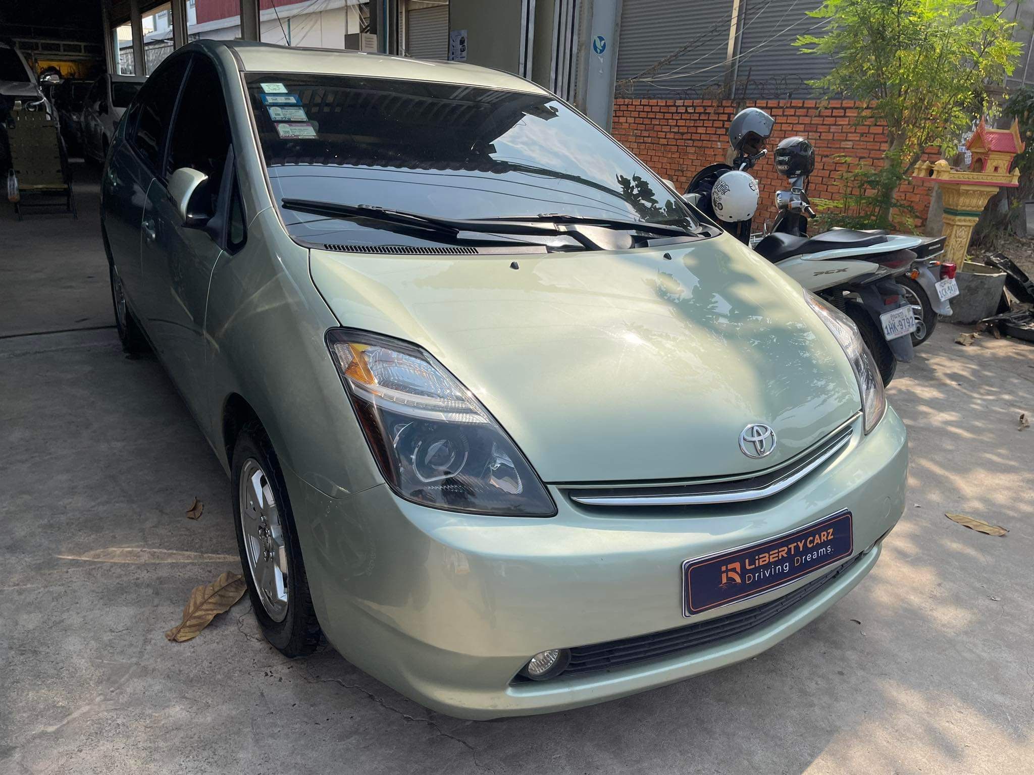 តូយ៉ូតា Prius 2007