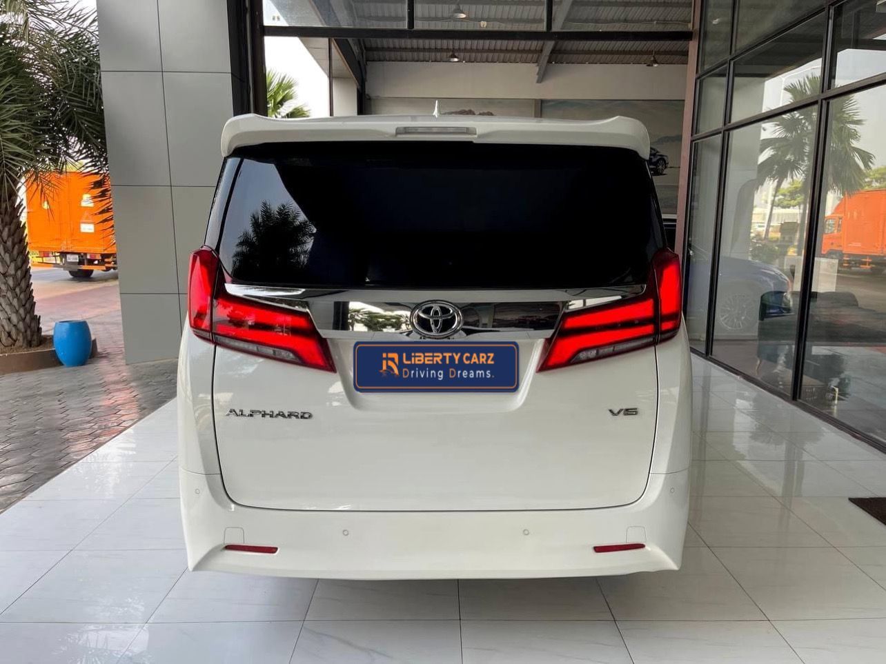 Toyota Alphard 2018