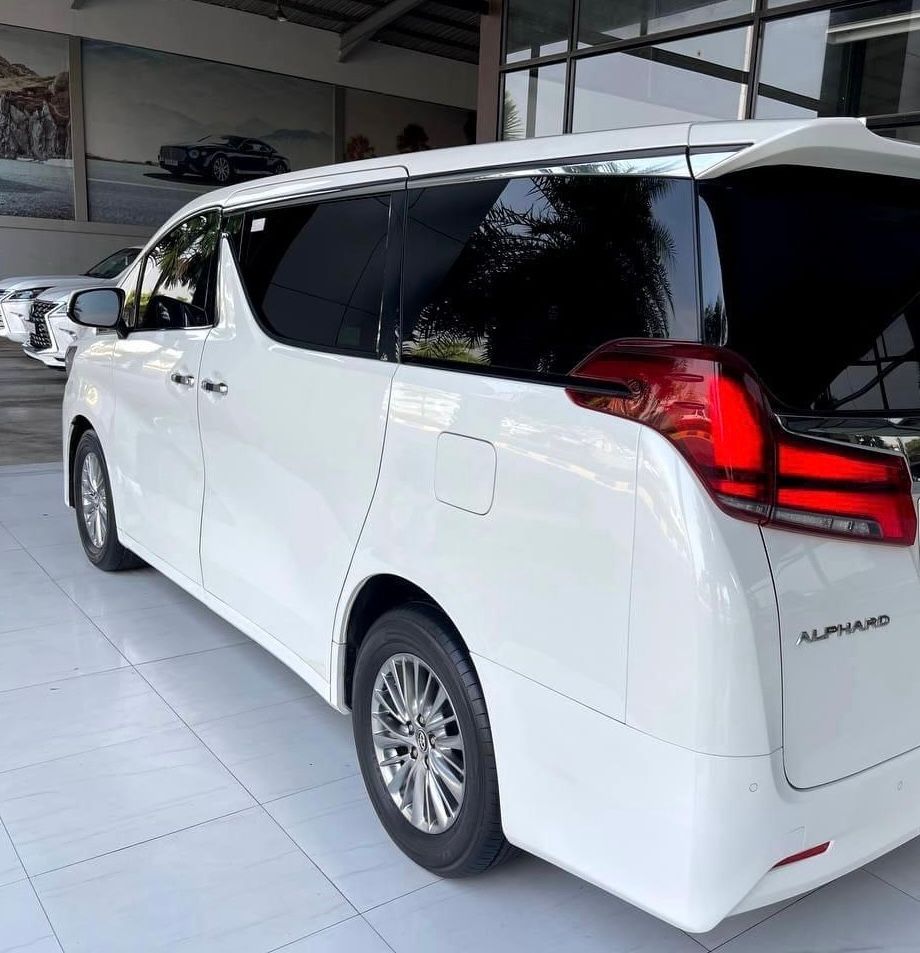 Toyota Alphard 2018