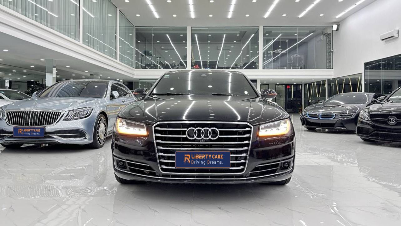 Audi A8L 2014