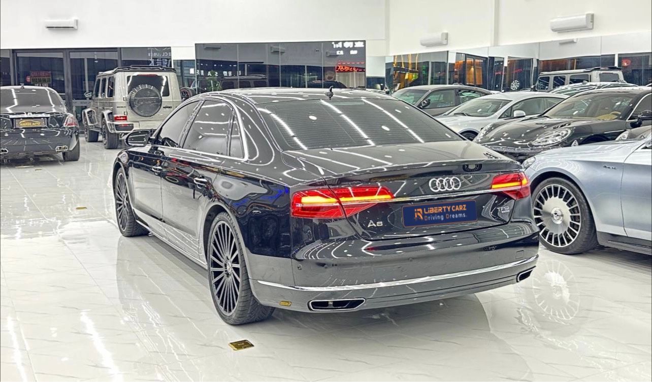 Audi A8L 2014