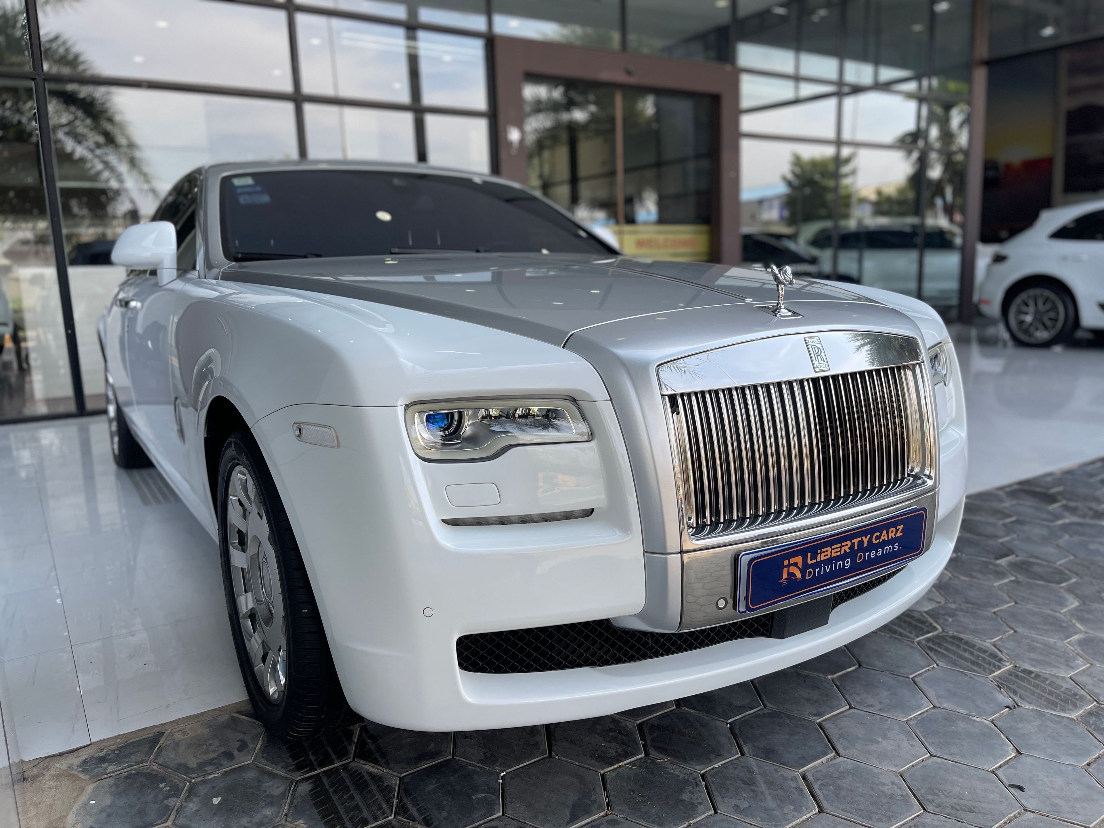 Rolls-Royce Ghost 2013